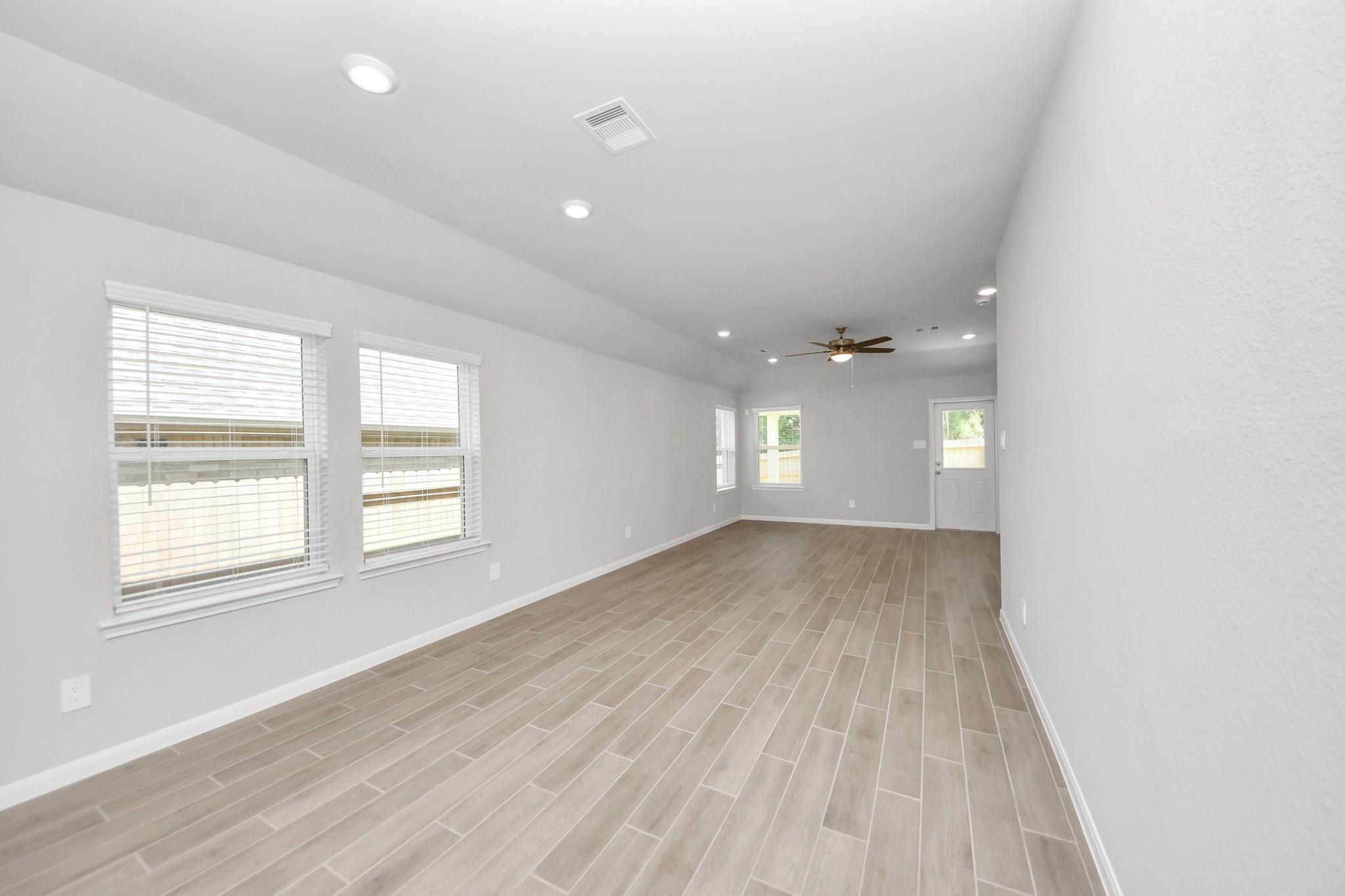 19560 Stripe Hill Bend