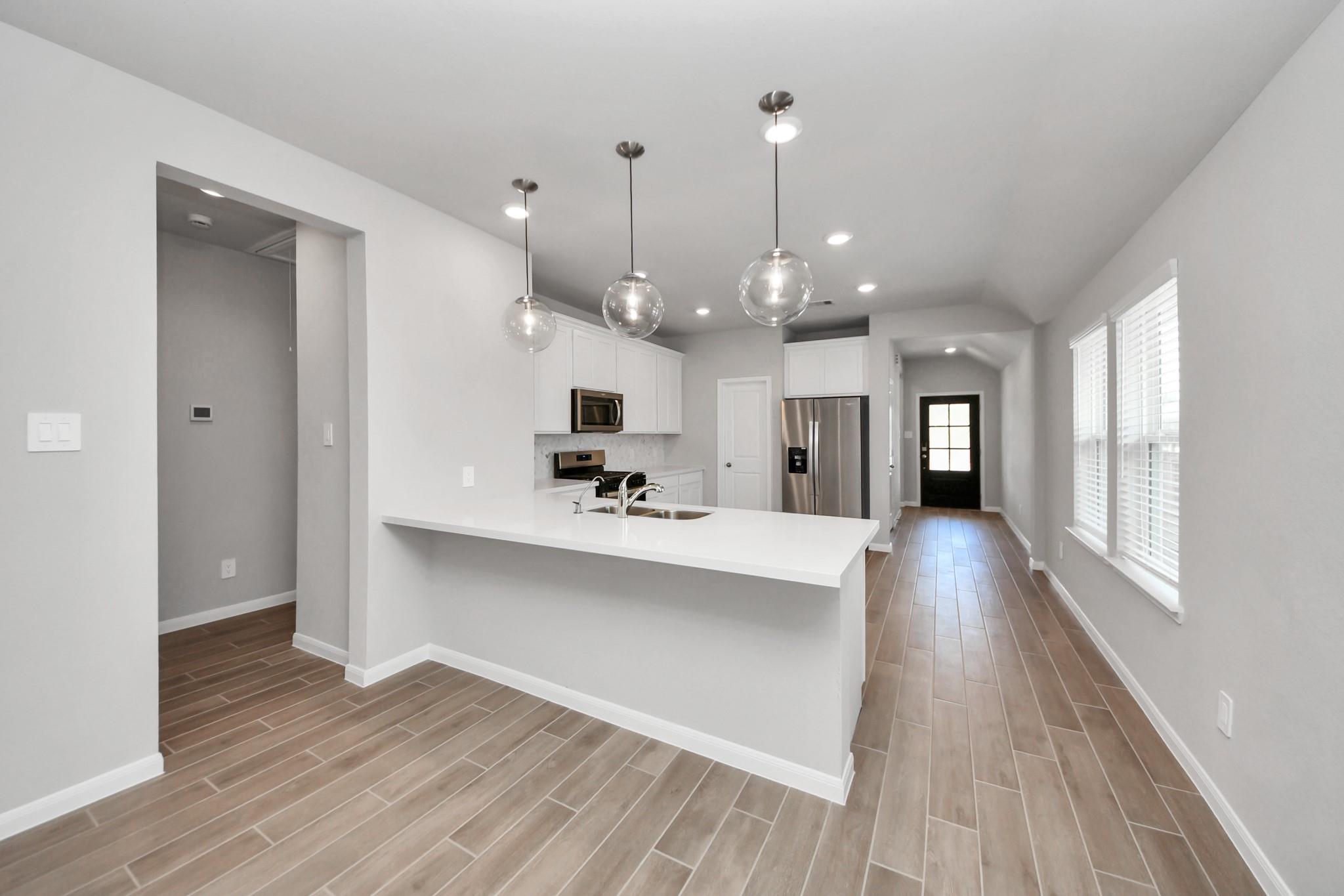 19560 Stripe Hill Bend