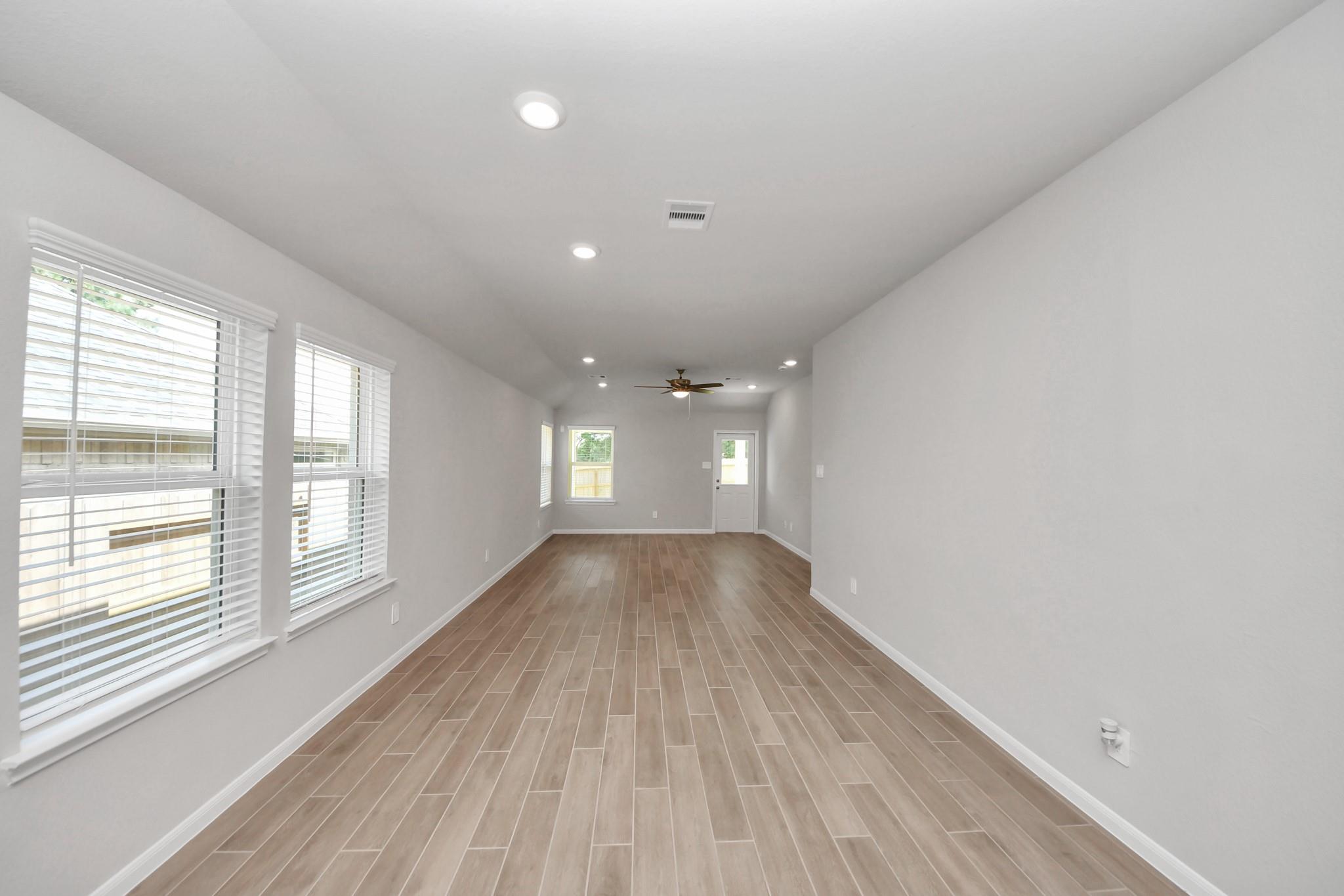 19560 Stripe Hill Bend