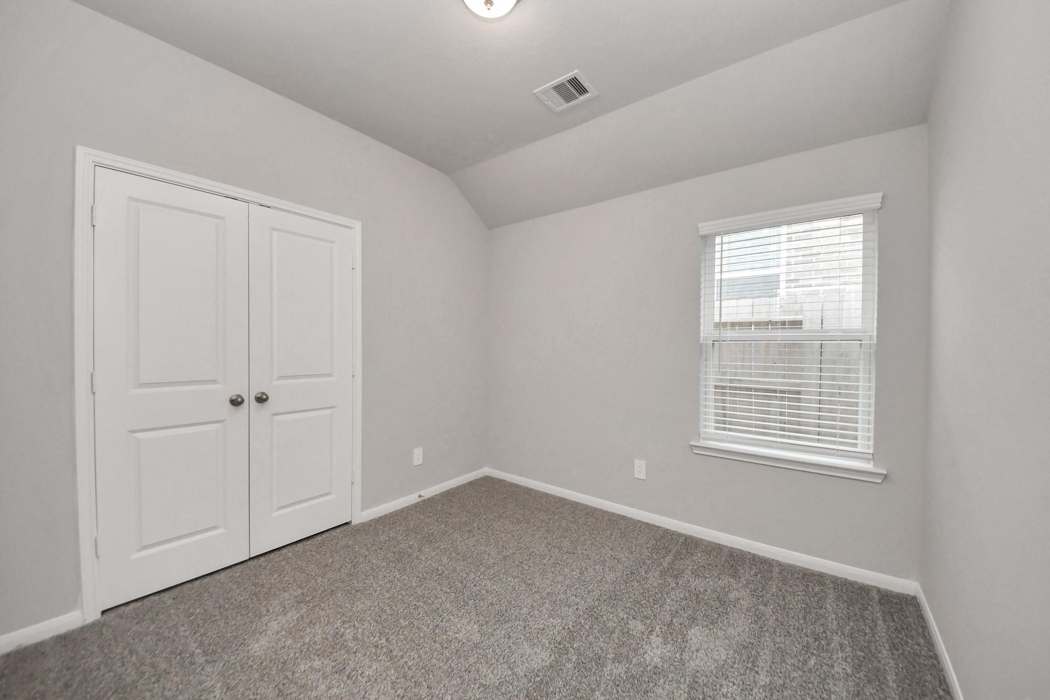 19560 Stripe Hill Bend