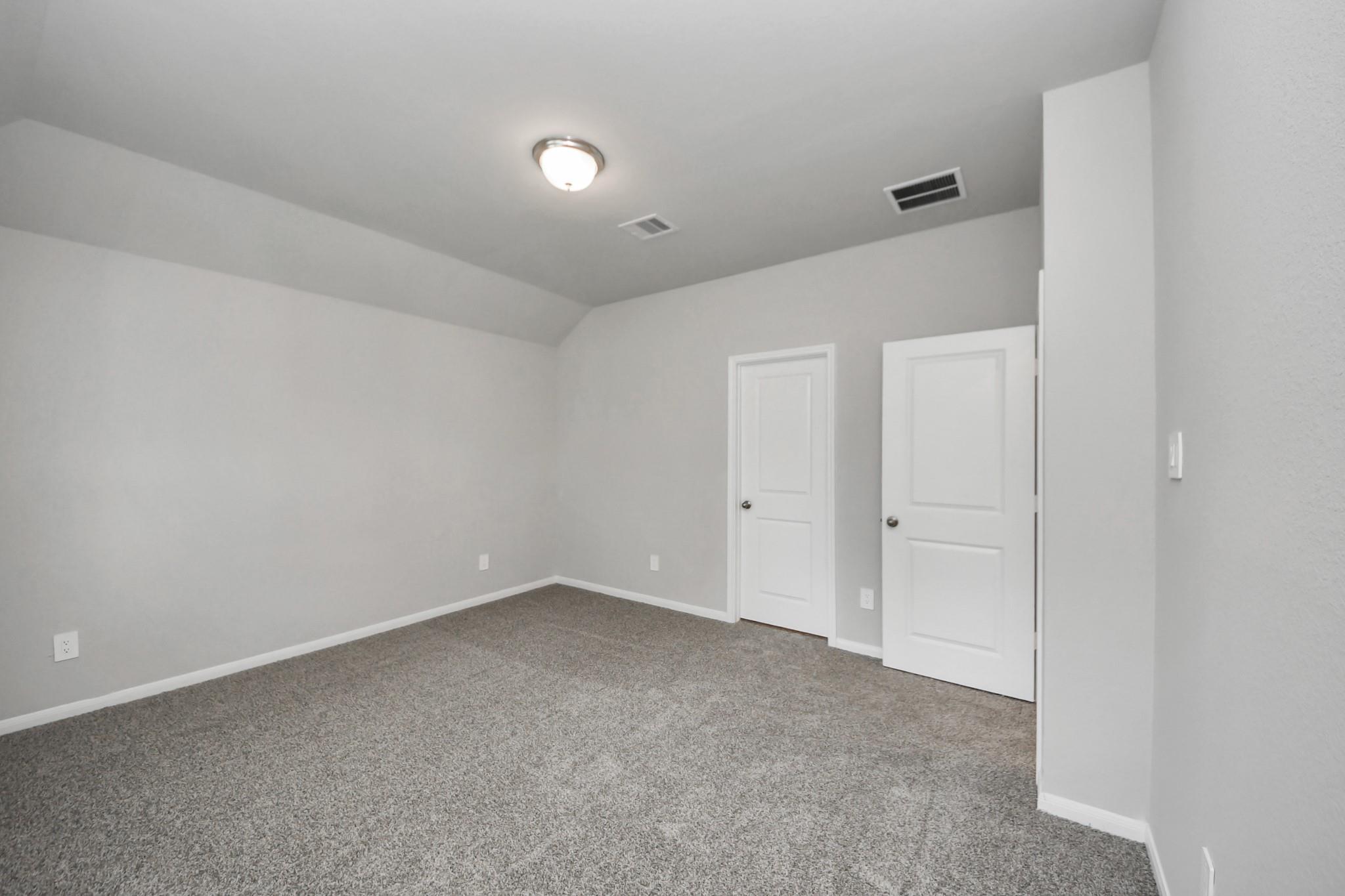 19560 Stripe Hill Bend