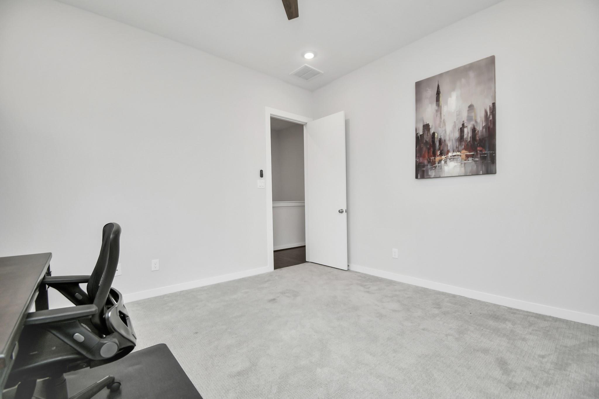 619 Thornton Oaks Lane