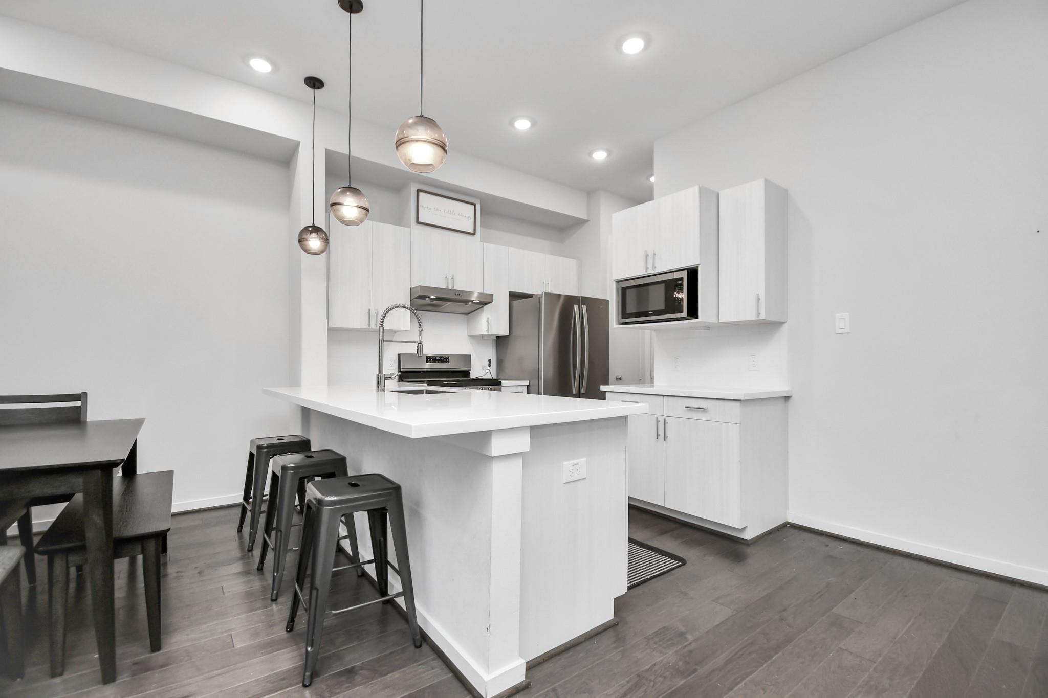 619 Thornton Oaks Lane