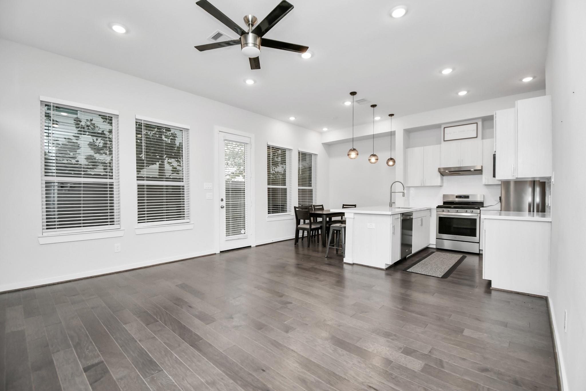 619 Thornton Oaks Lane