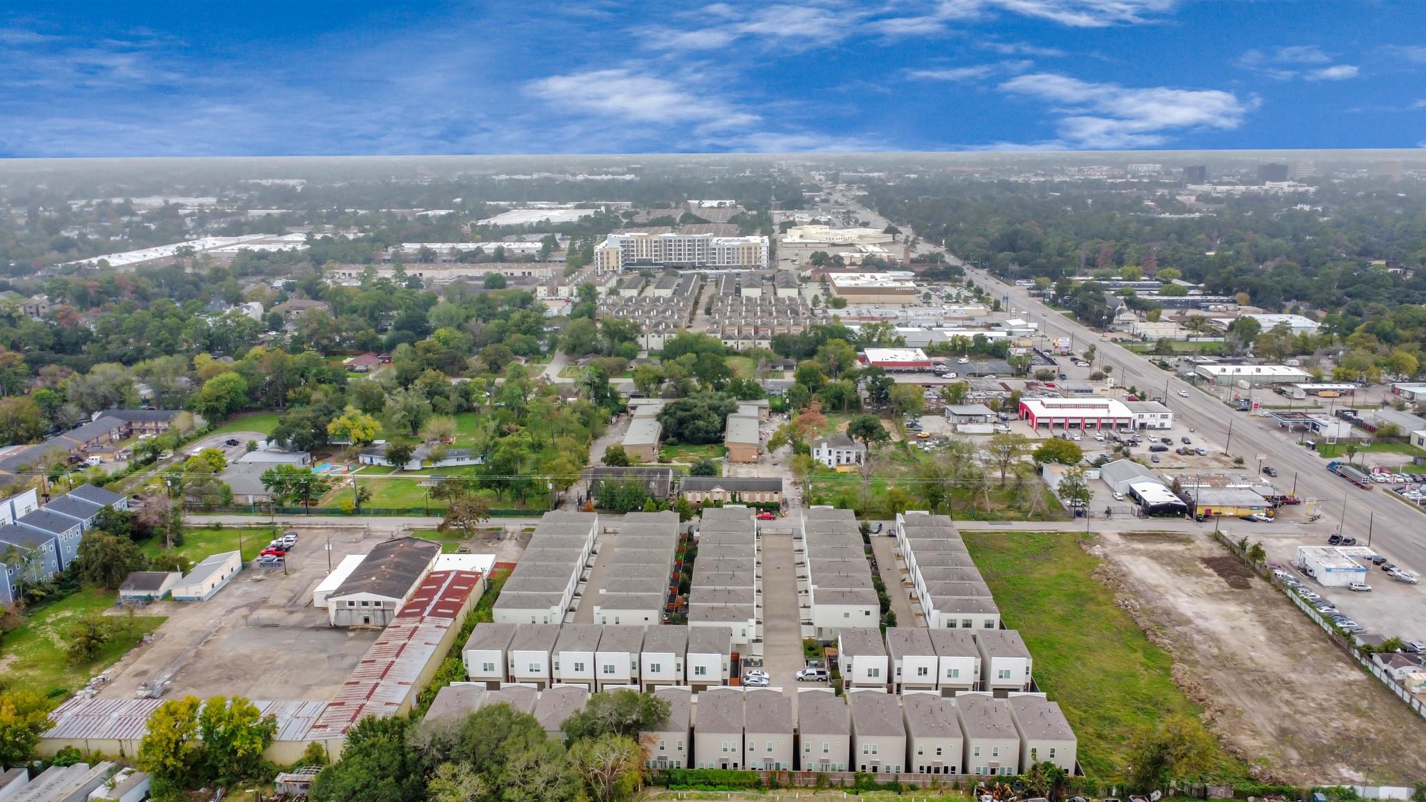 619 Thornton Oaks Lane