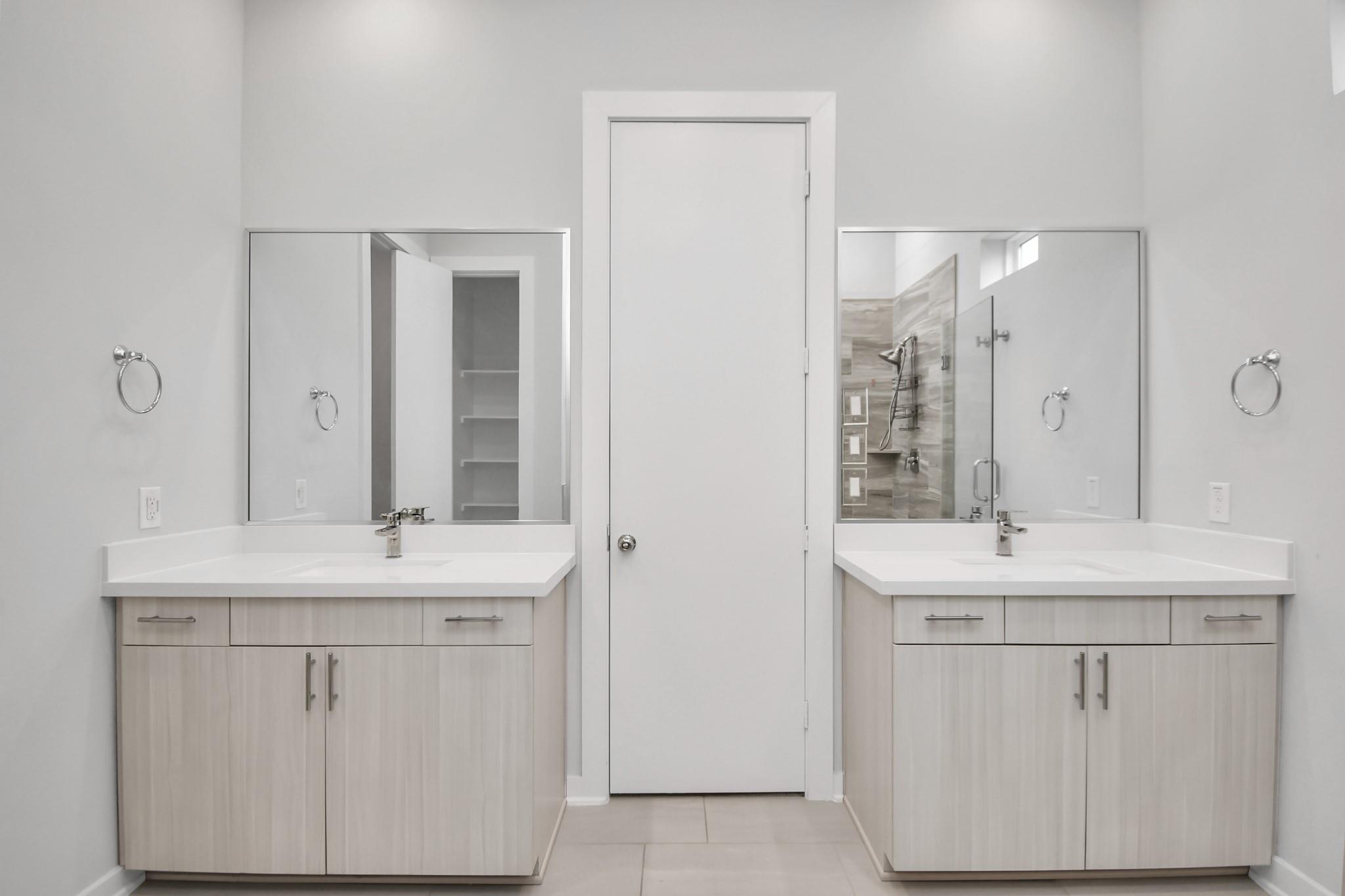 619 Thornton Oaks Lane