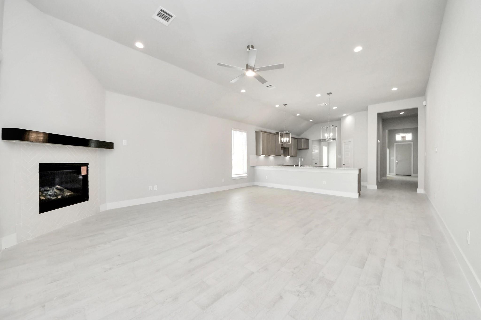 6206 Vista View Lane