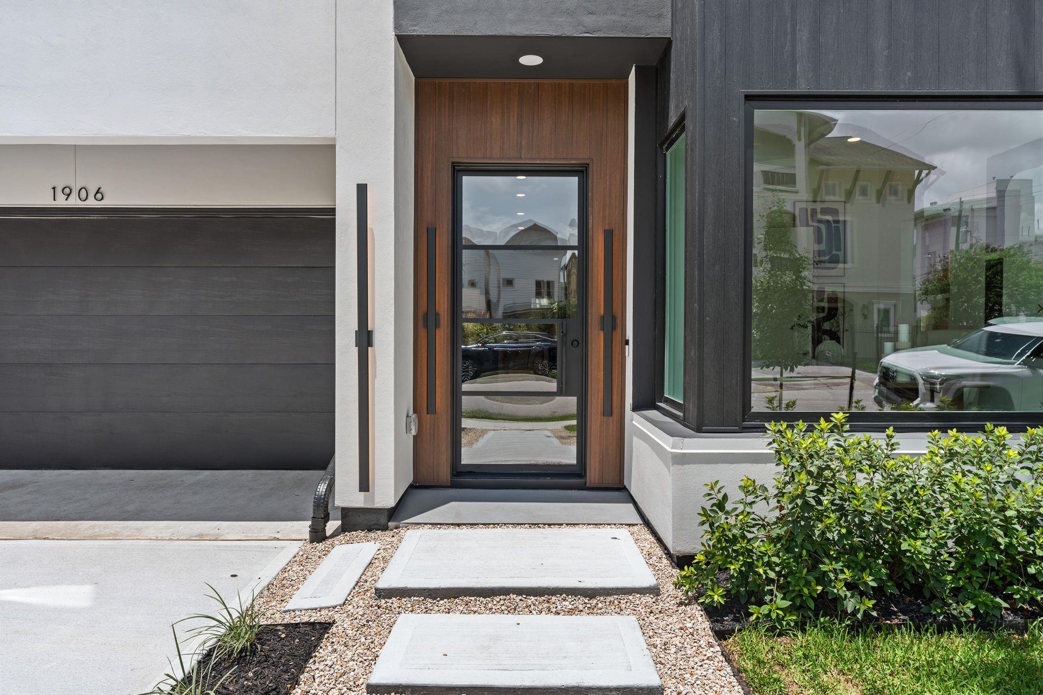 1906 Driscoll Street