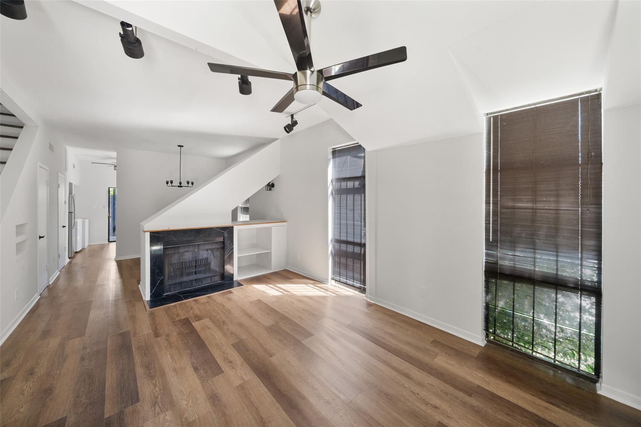 518 Hawthorne Street # 1