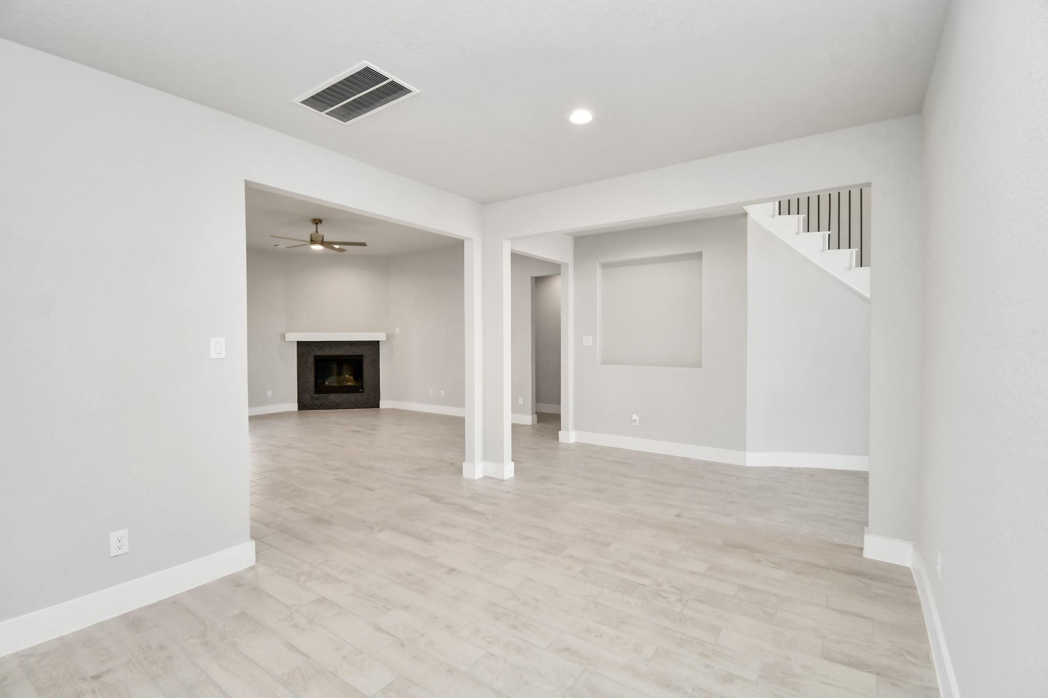 19718 Florence Glen Lane