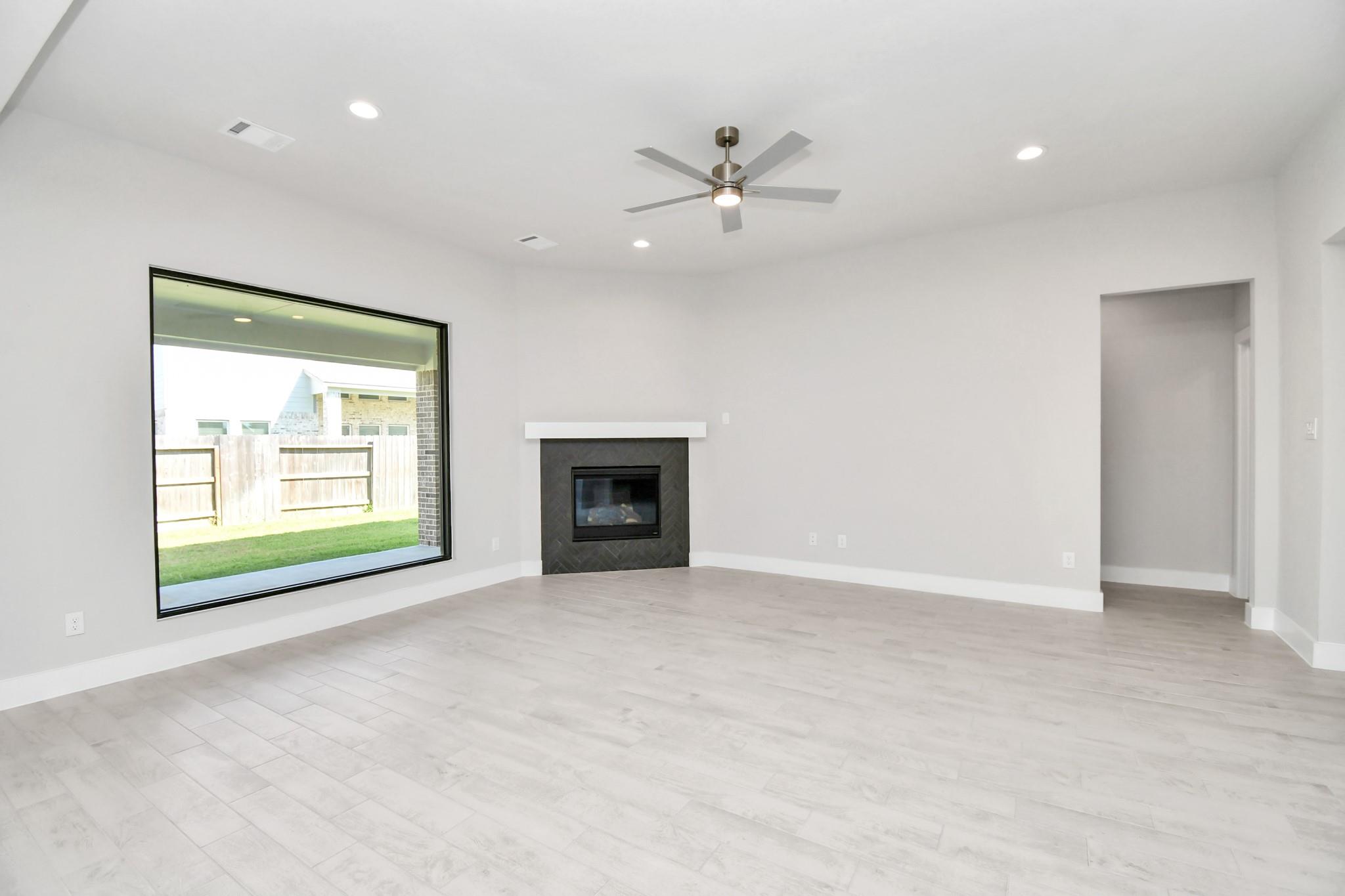 19718 Florence Glen Lane