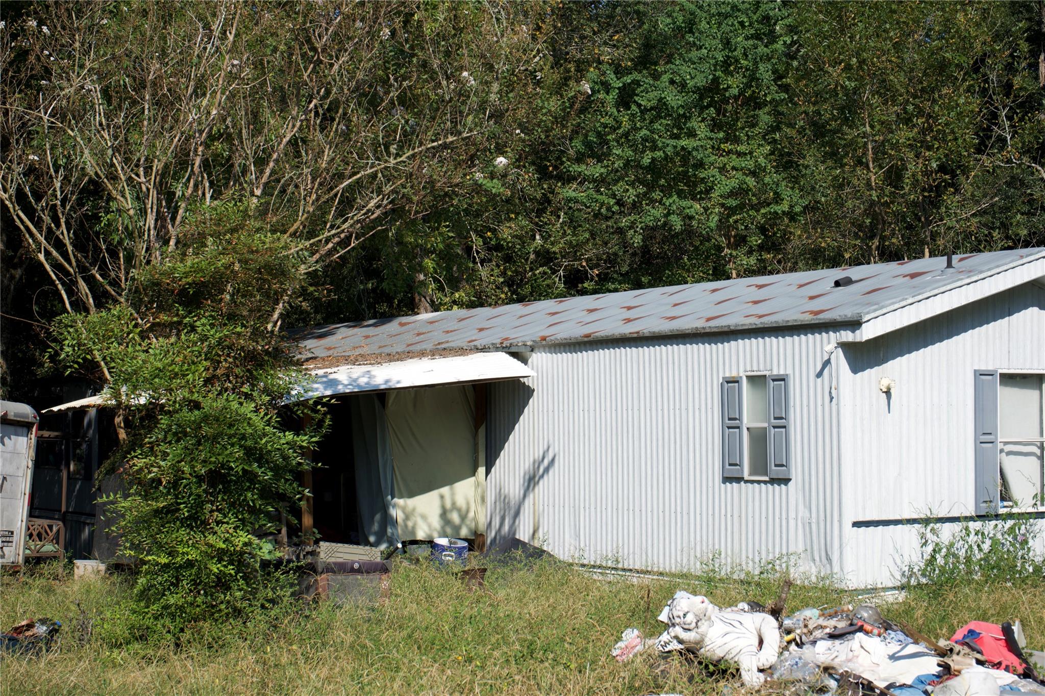 30727 Lake Edge Lane