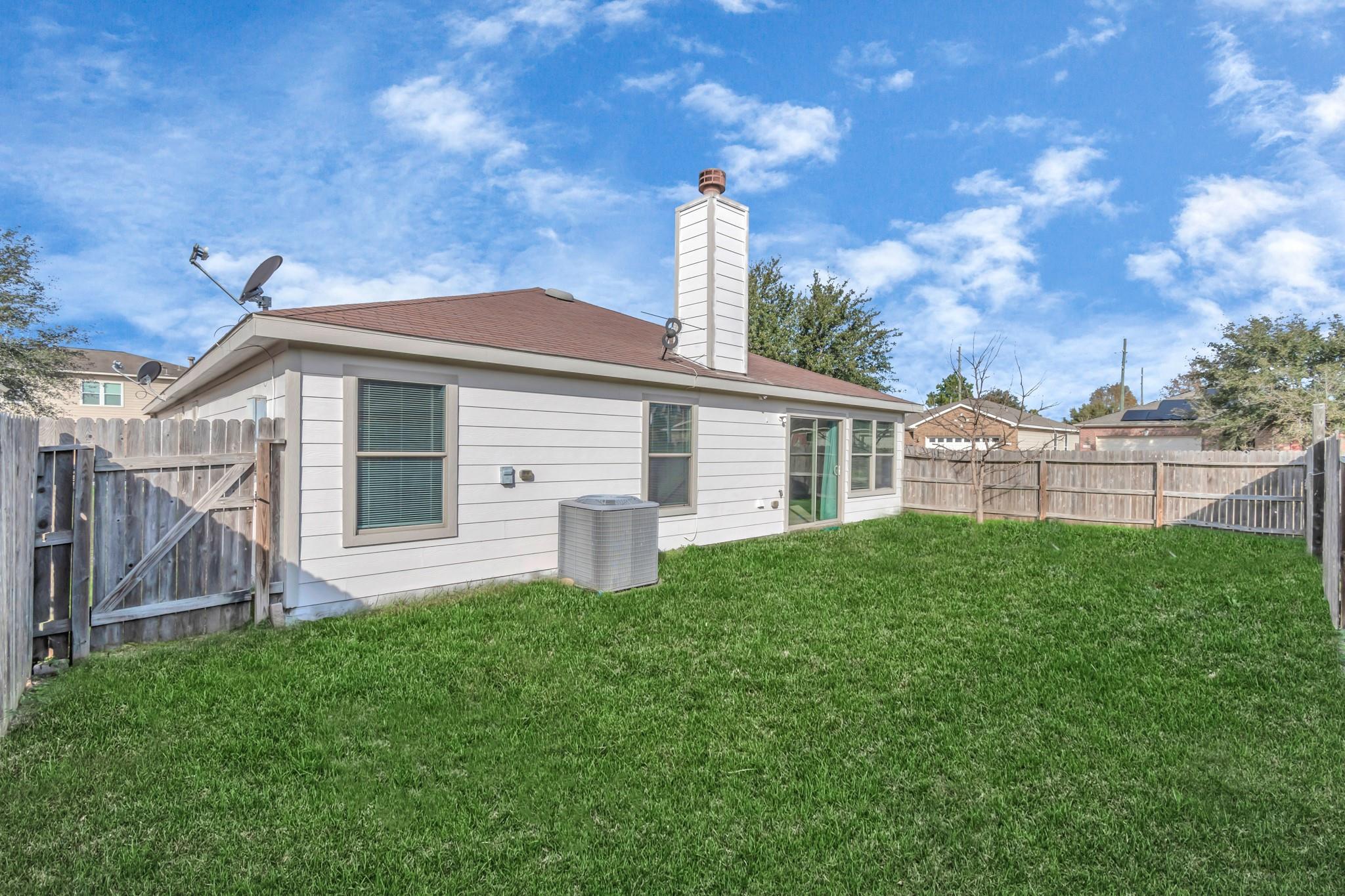 7946 Moss Springs Court