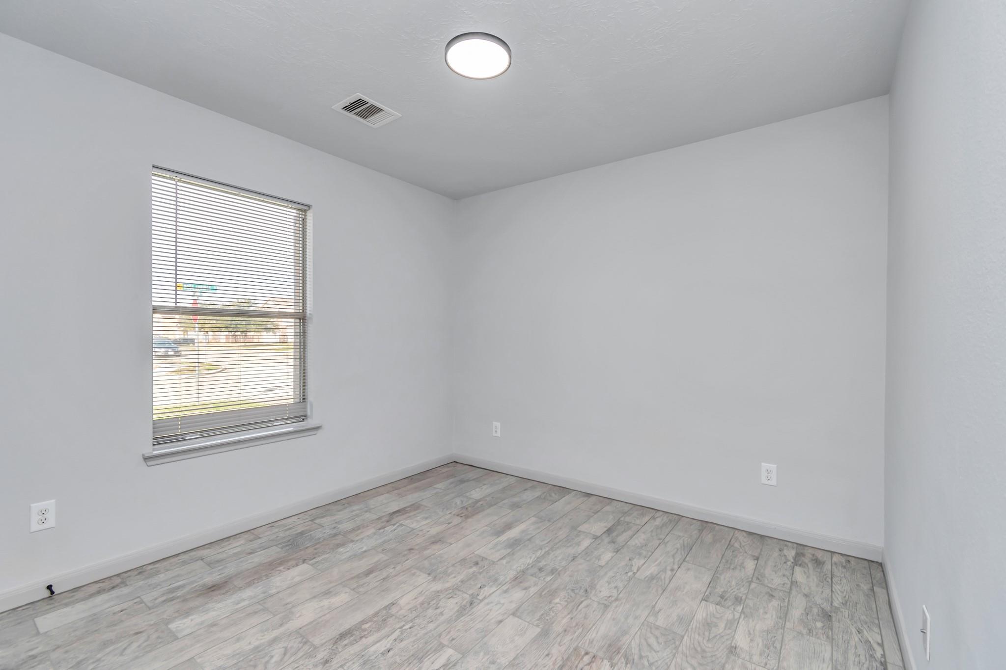 7946 Moss Springs Court