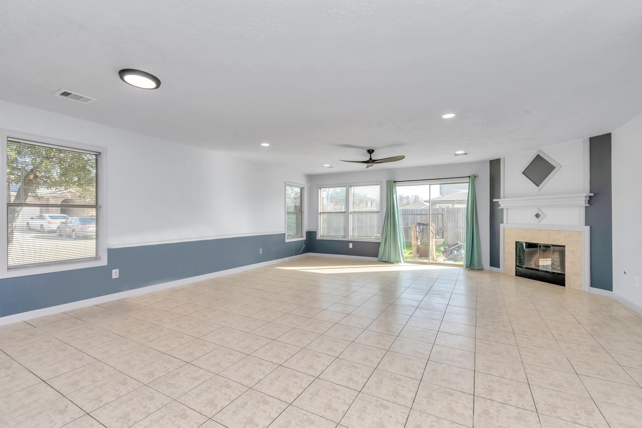 7946 Moss Springs Court