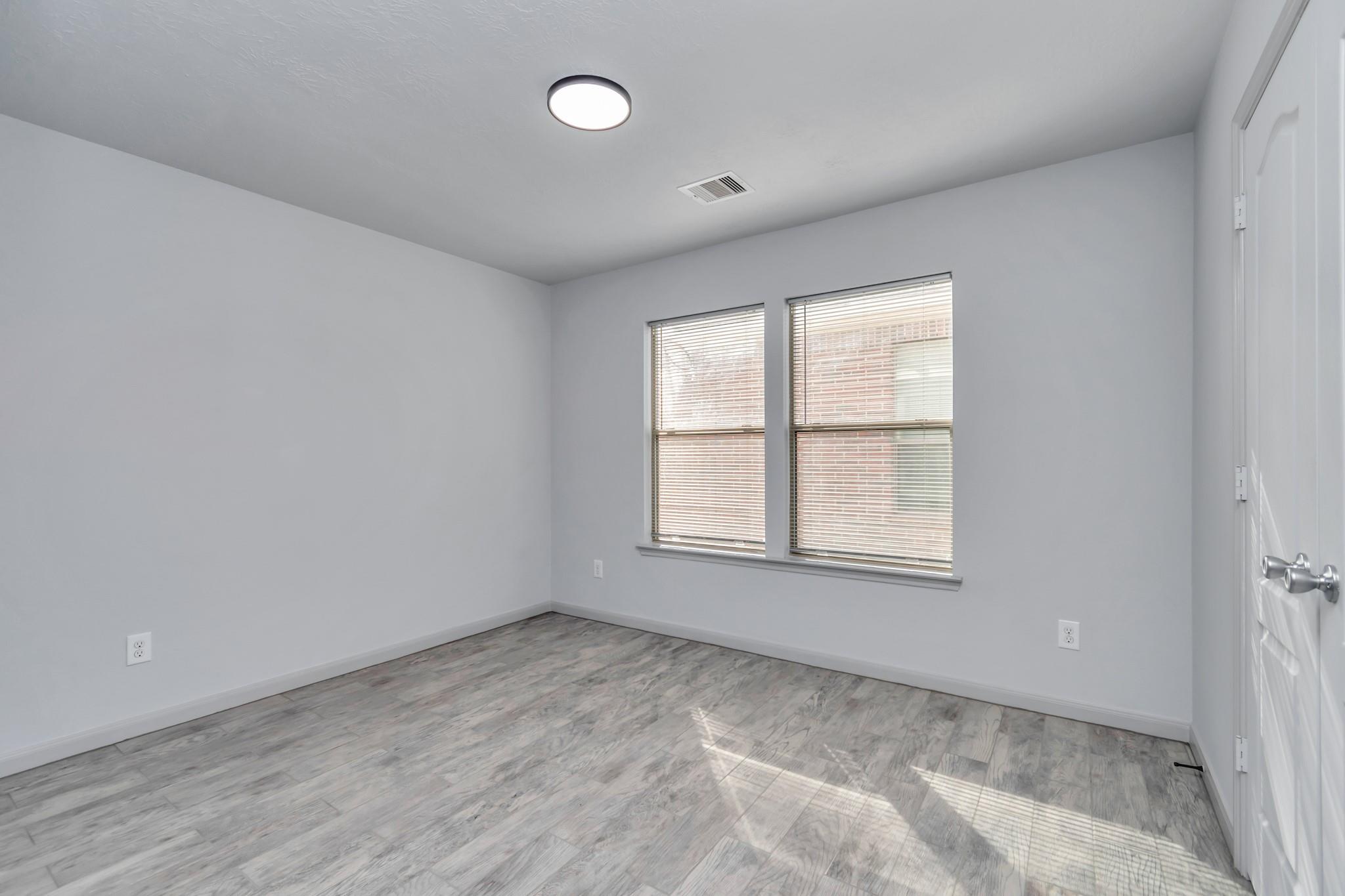 7946 Moss Springs Court