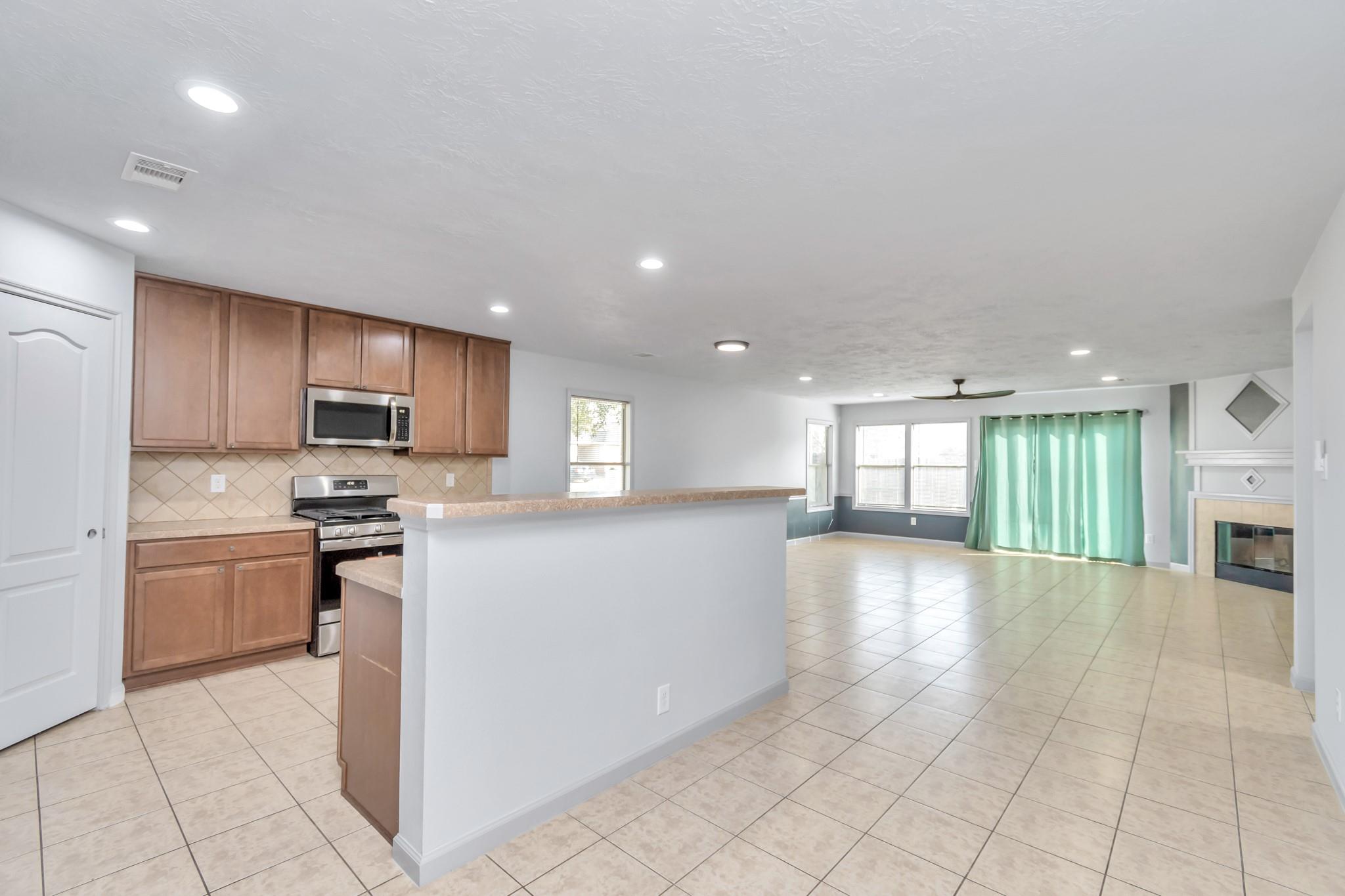 7946 Moss Springs Court