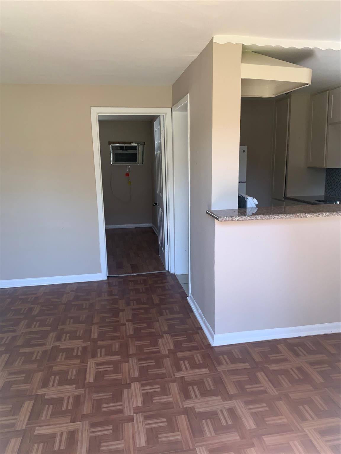 9211 N Green River Dr Drive # 6