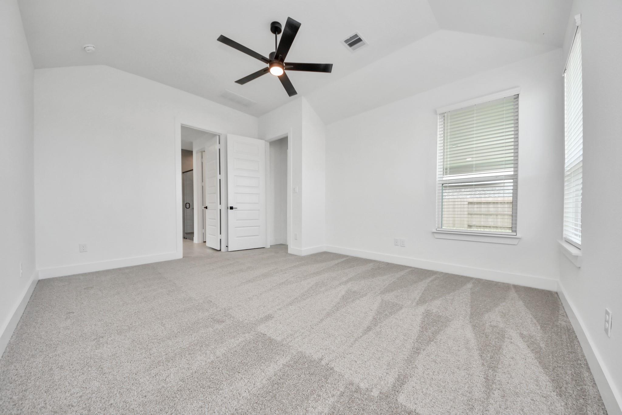6211 Vista View Lane
