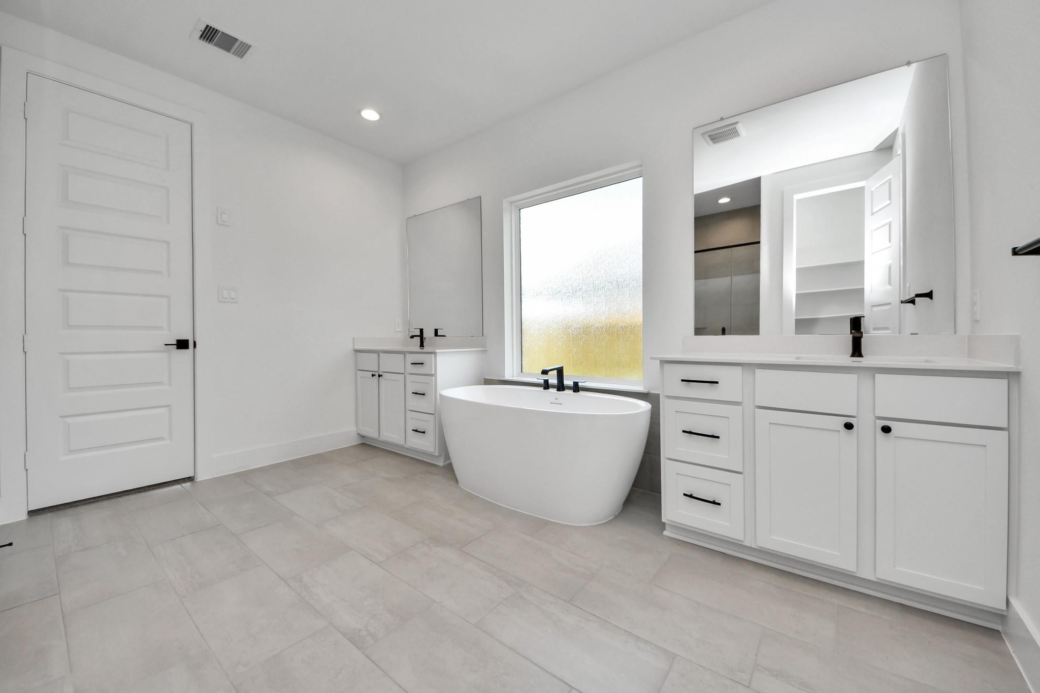 6211 Vista View Lane