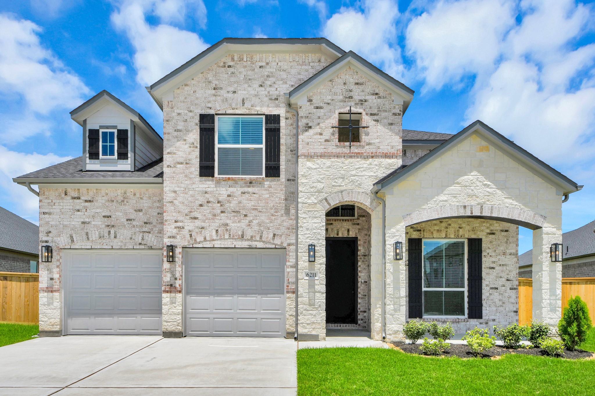 6211 Vista View Lane