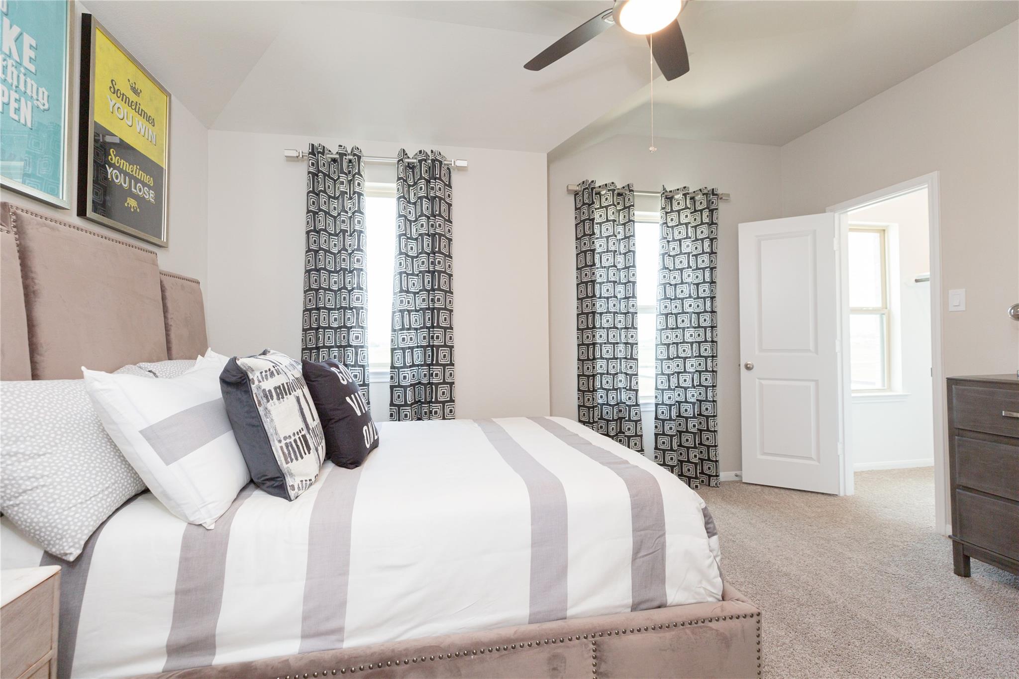 19733 Flag View Drive