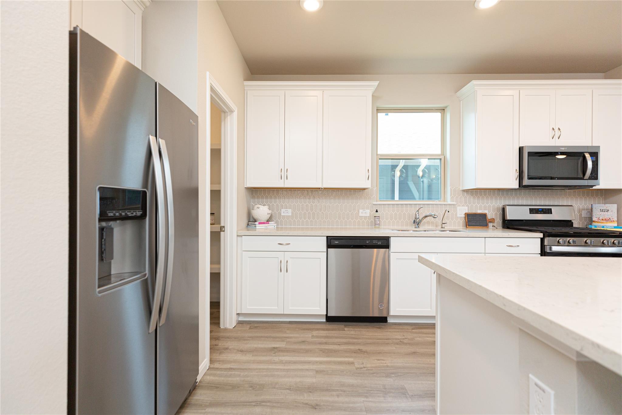 19733 Flag View Drive