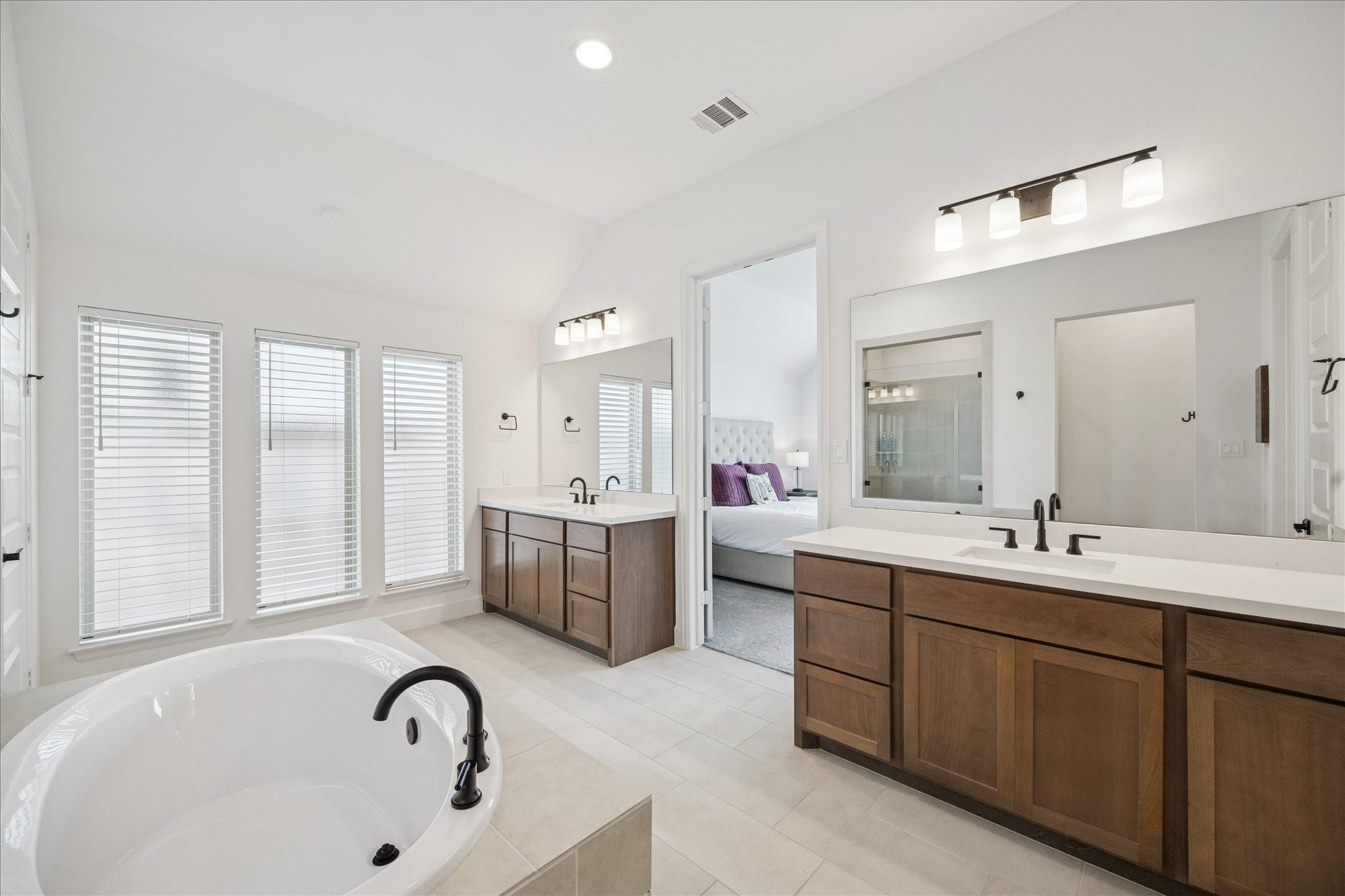 31130 Crescent Hill Drive