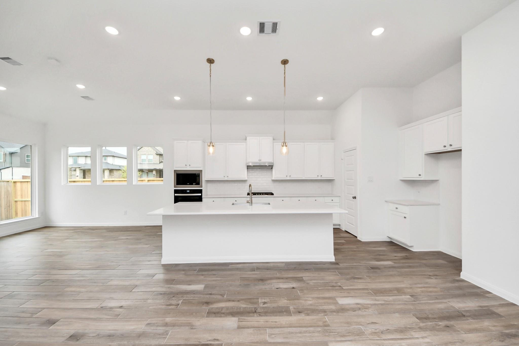 7706 Clover Gully Lane