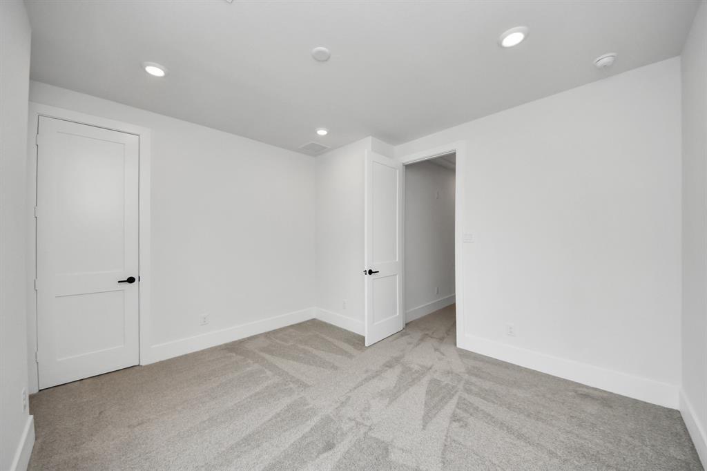 405 Forest Reserve Place