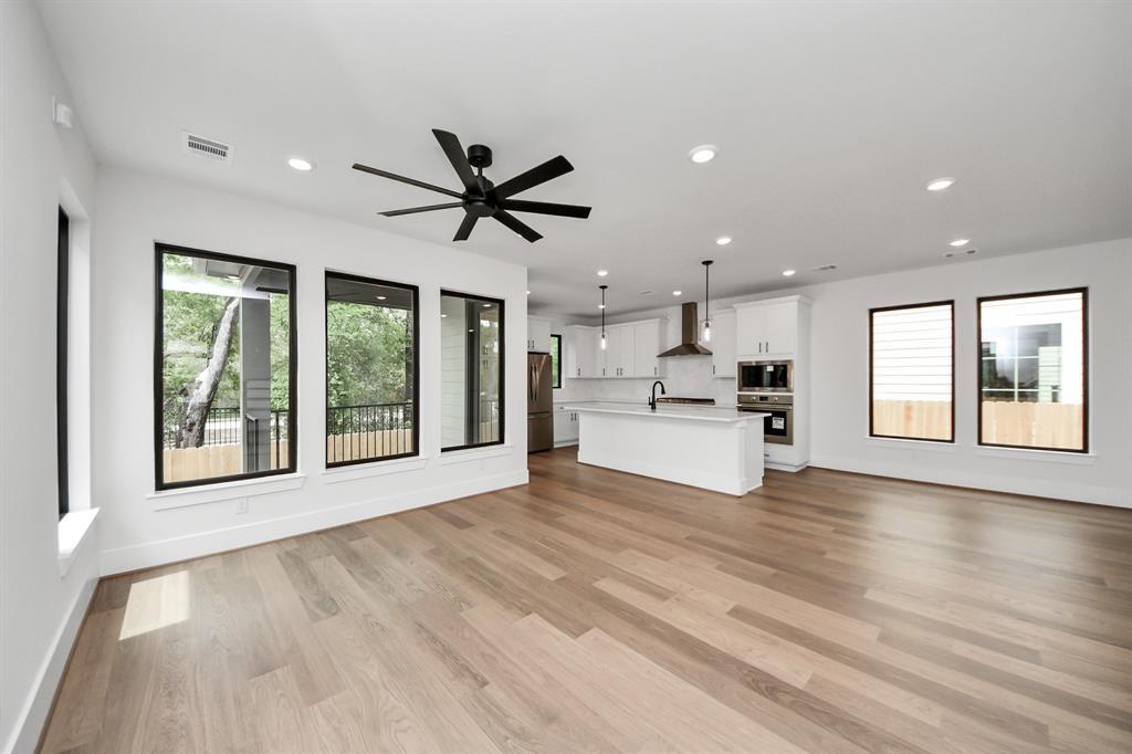 405 Forest Reserve Place