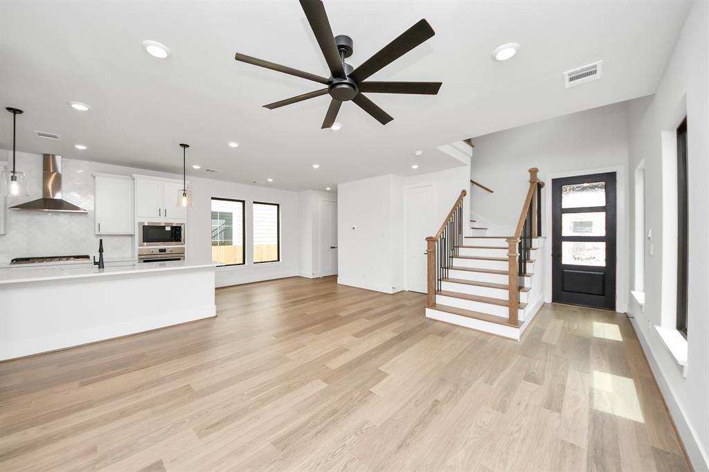 405 Forest Reserve Place