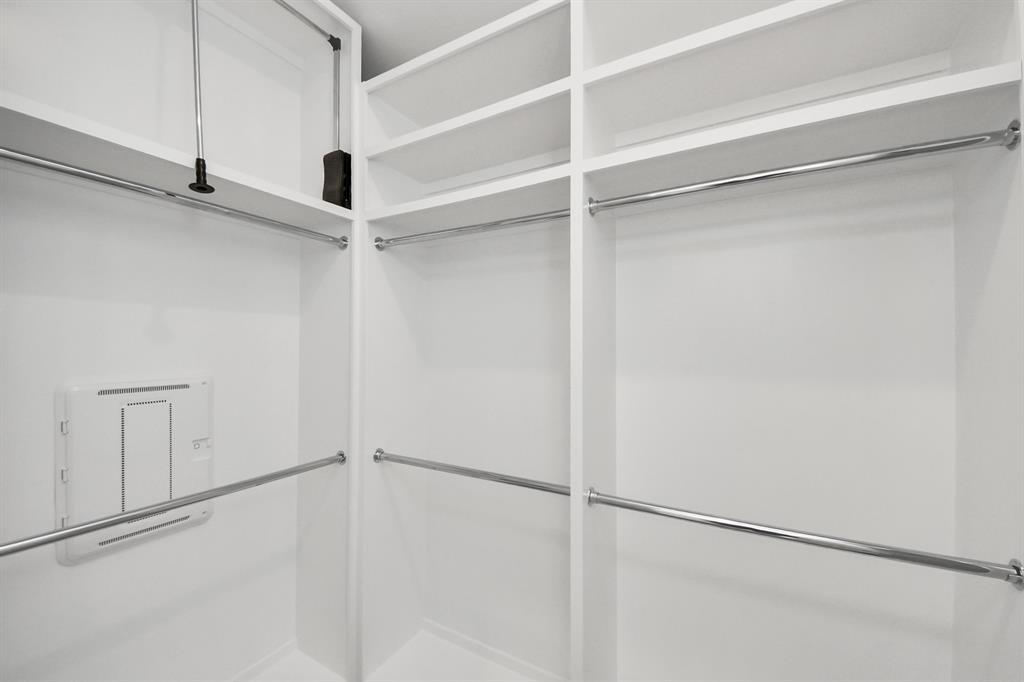 405 Forest Reserve Place