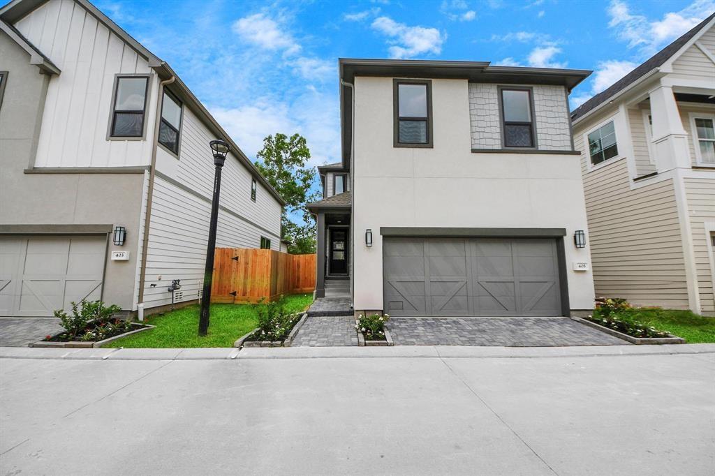 405 Forest Reserve Place