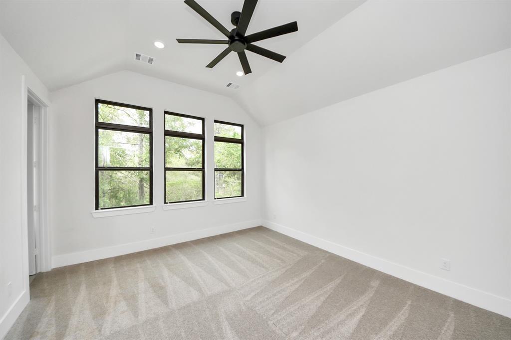 405 Forest Reserve Place