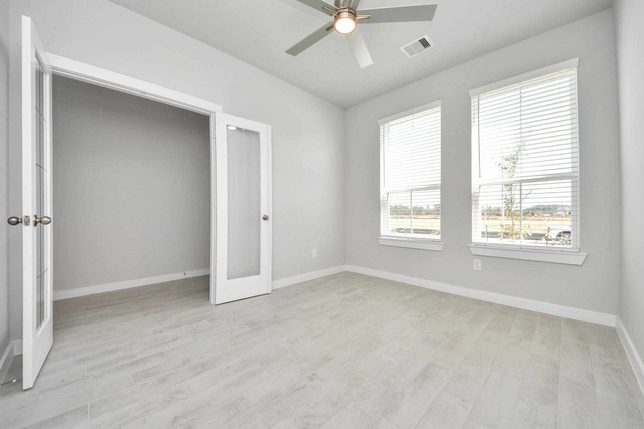 24527 Broad Park Ct