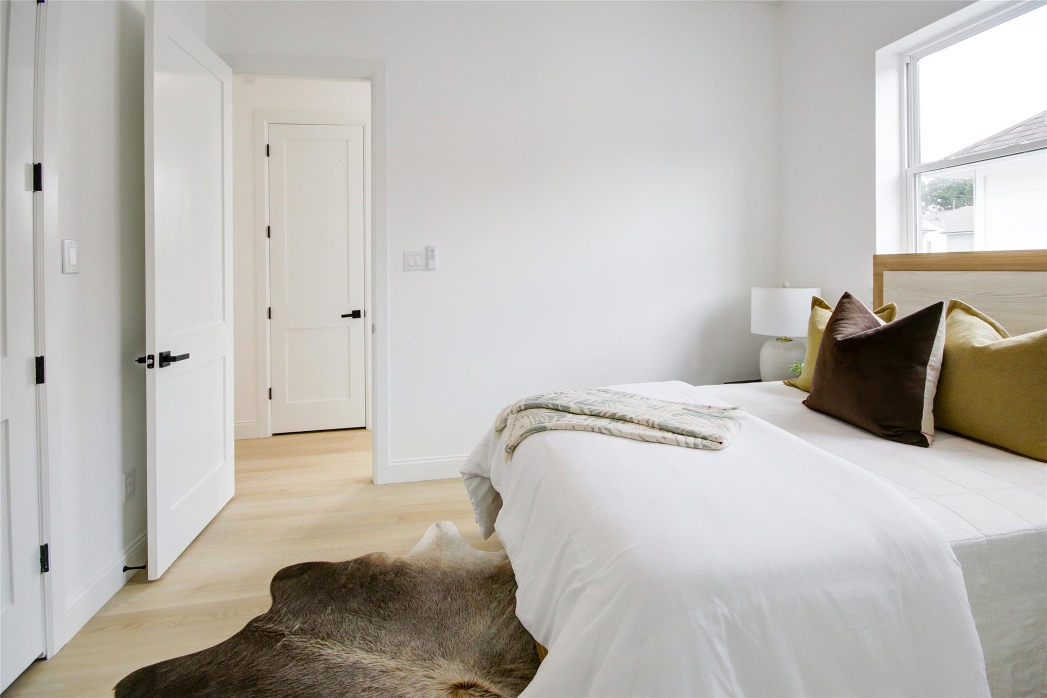 1214 W 24th Street Unit: E