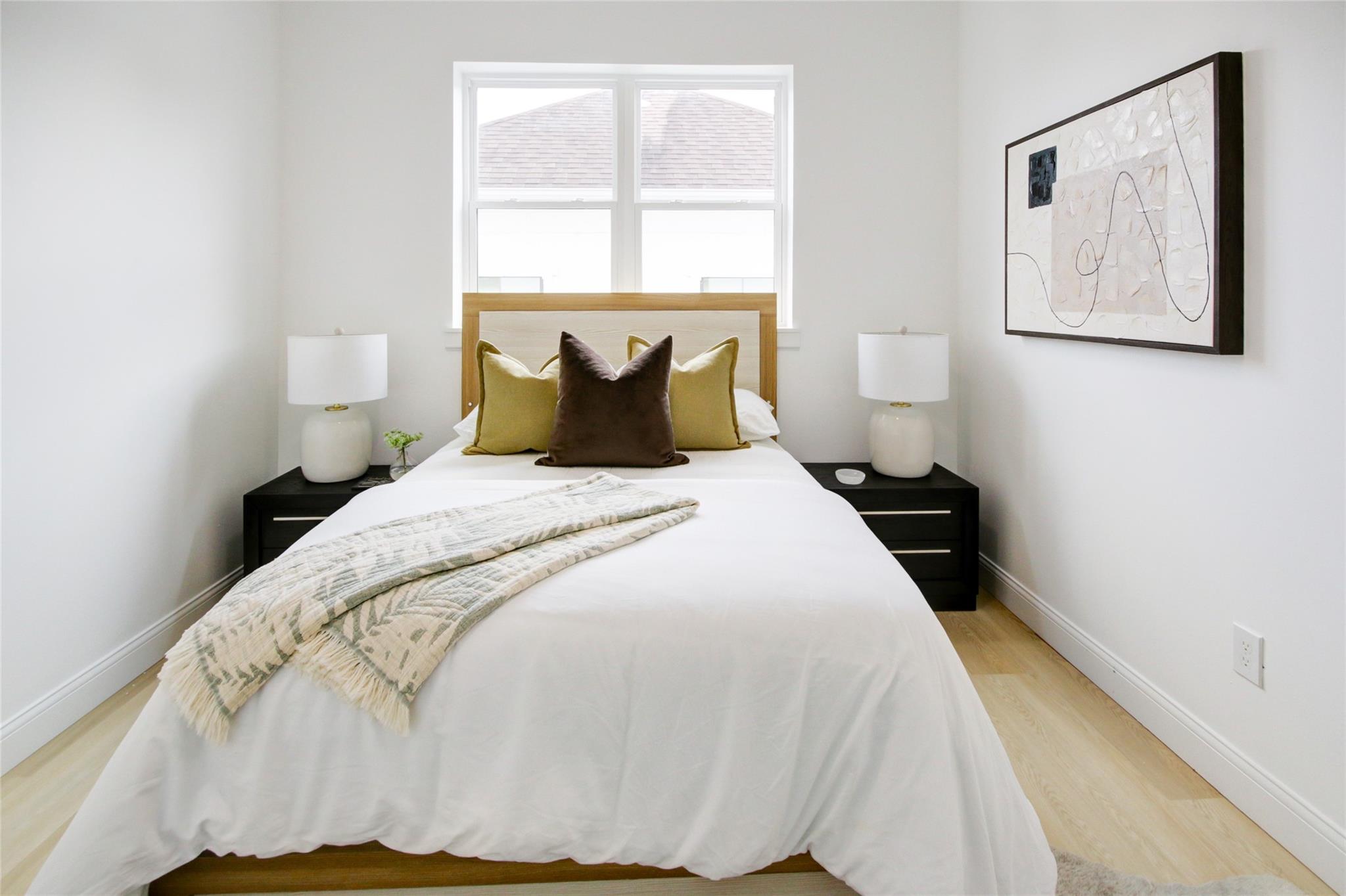 1214 W 24th Street Unit: E