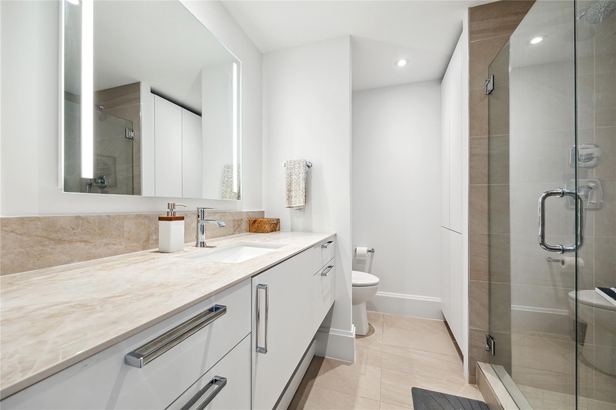 1701 Hermann Drive # 23B