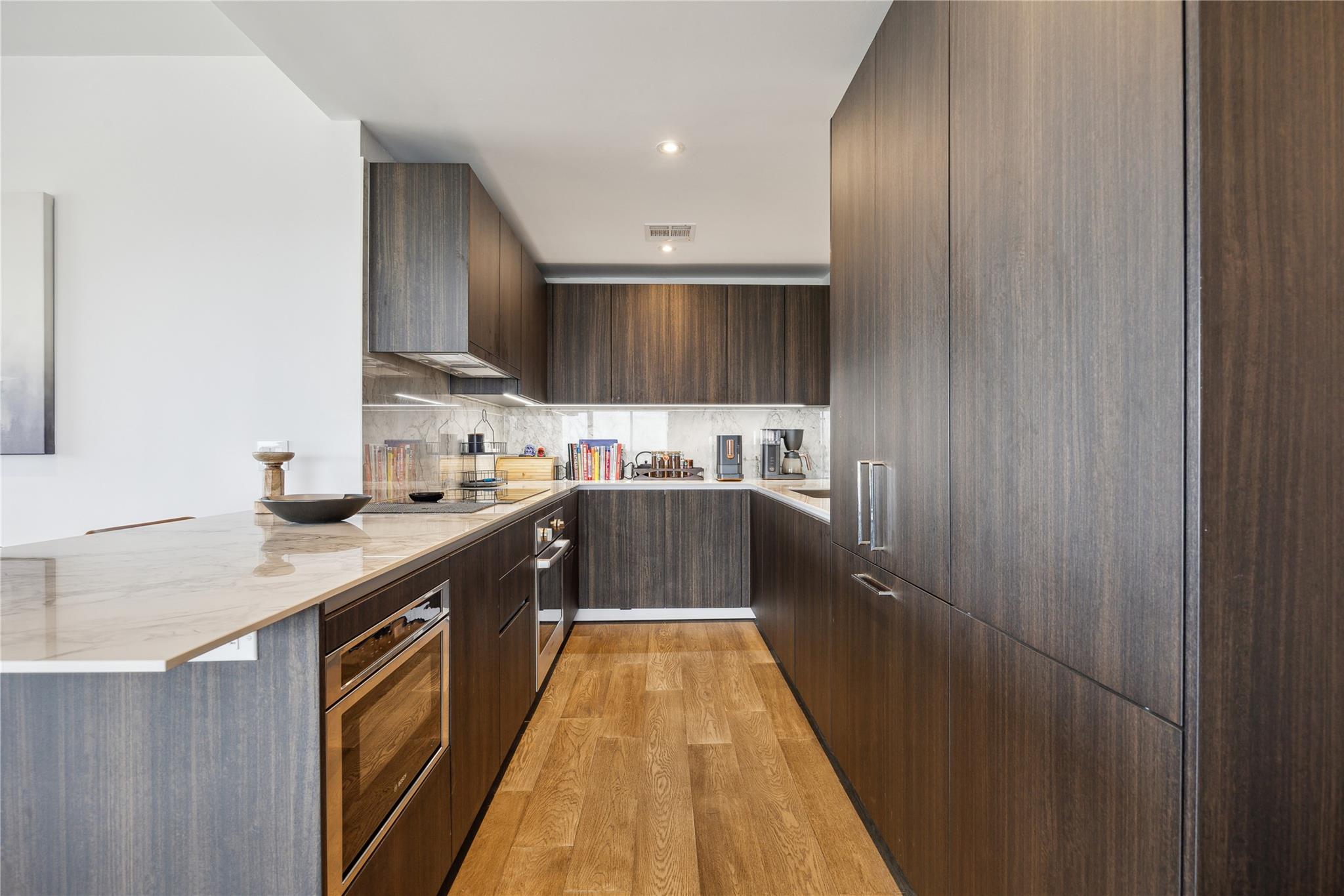 1701 Hermann Drive # 23B