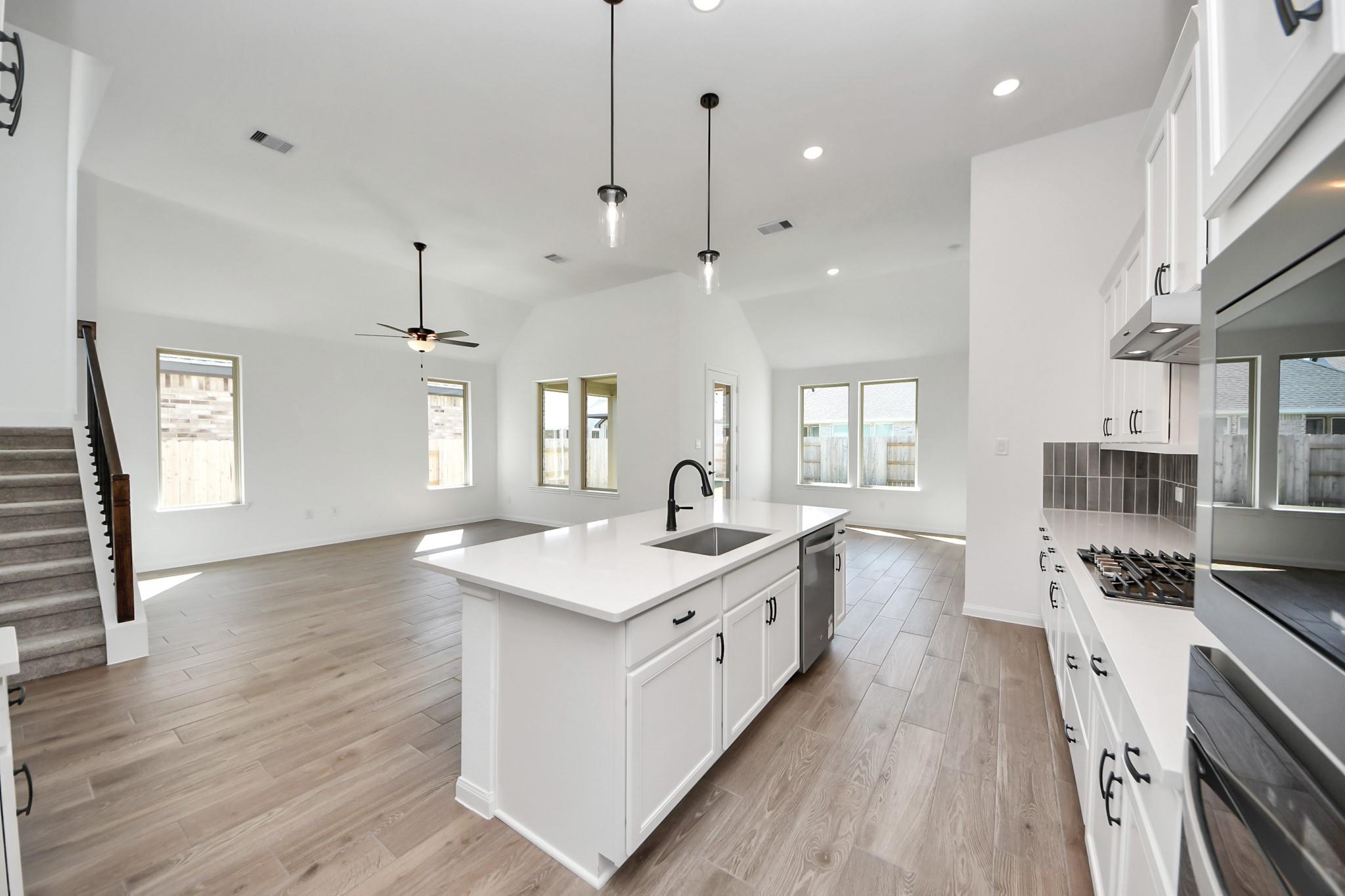 7715 Pale Petunia Trail