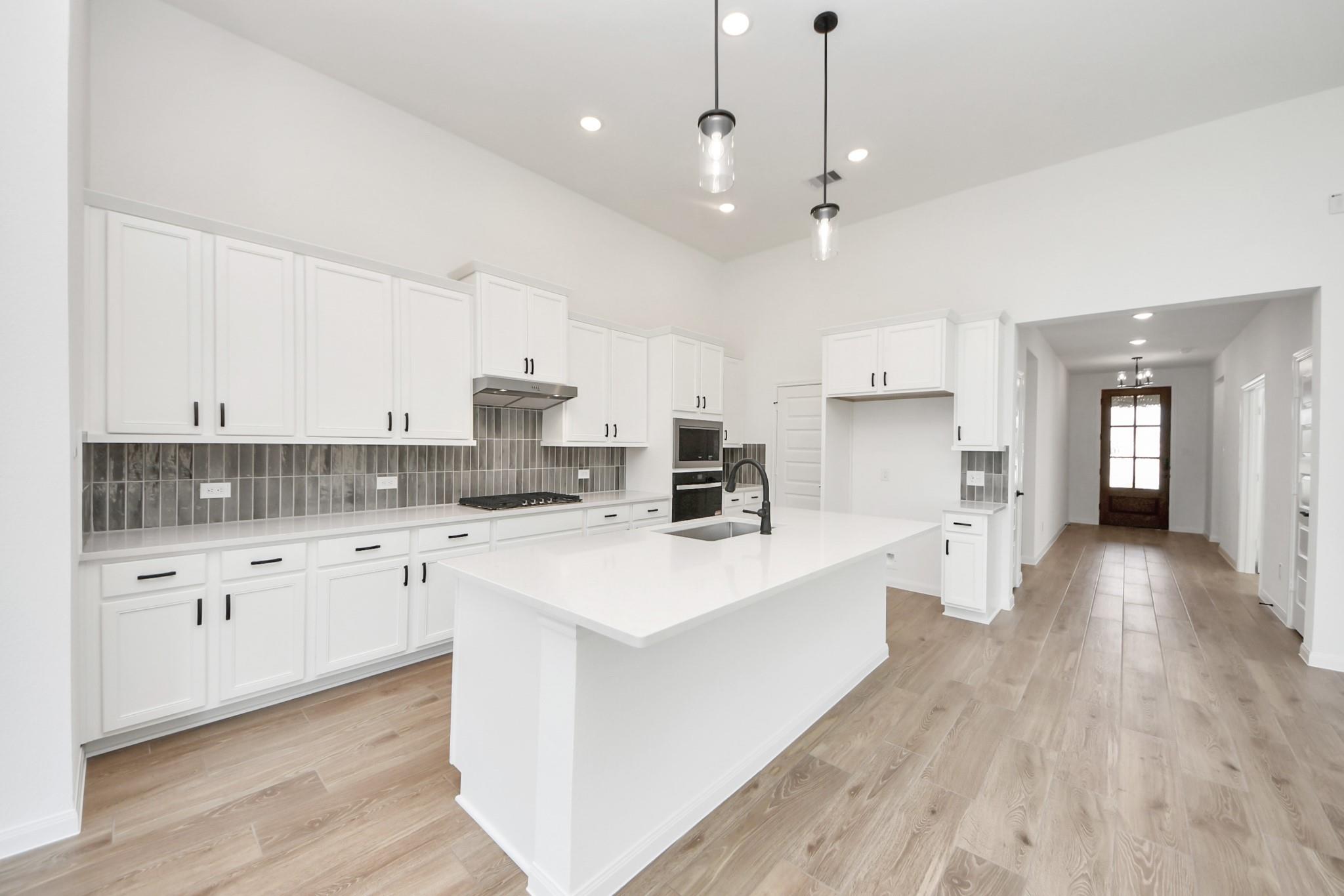 7715 Pale Petunia Trail