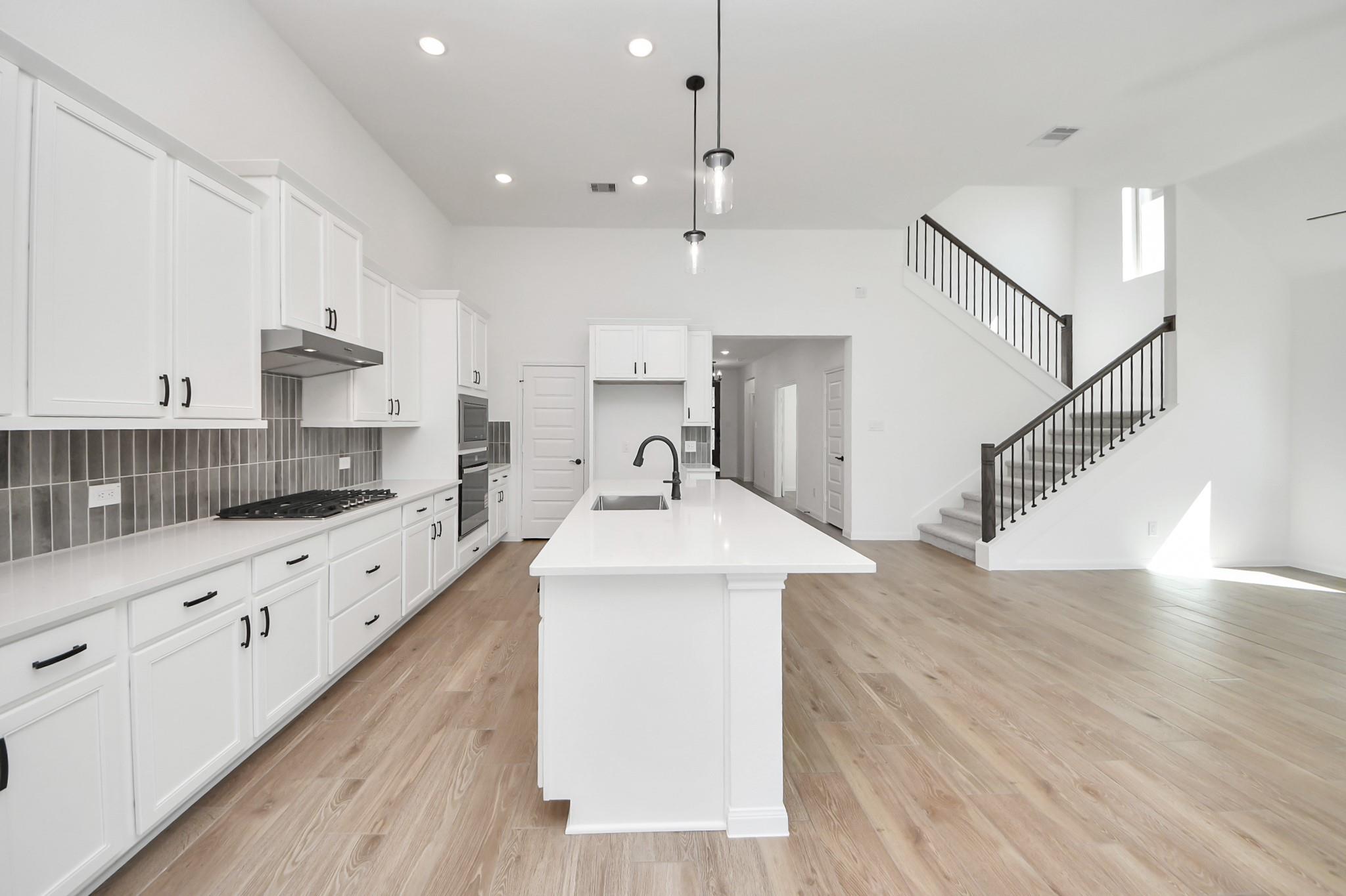 7715 Pale Petunia Trail