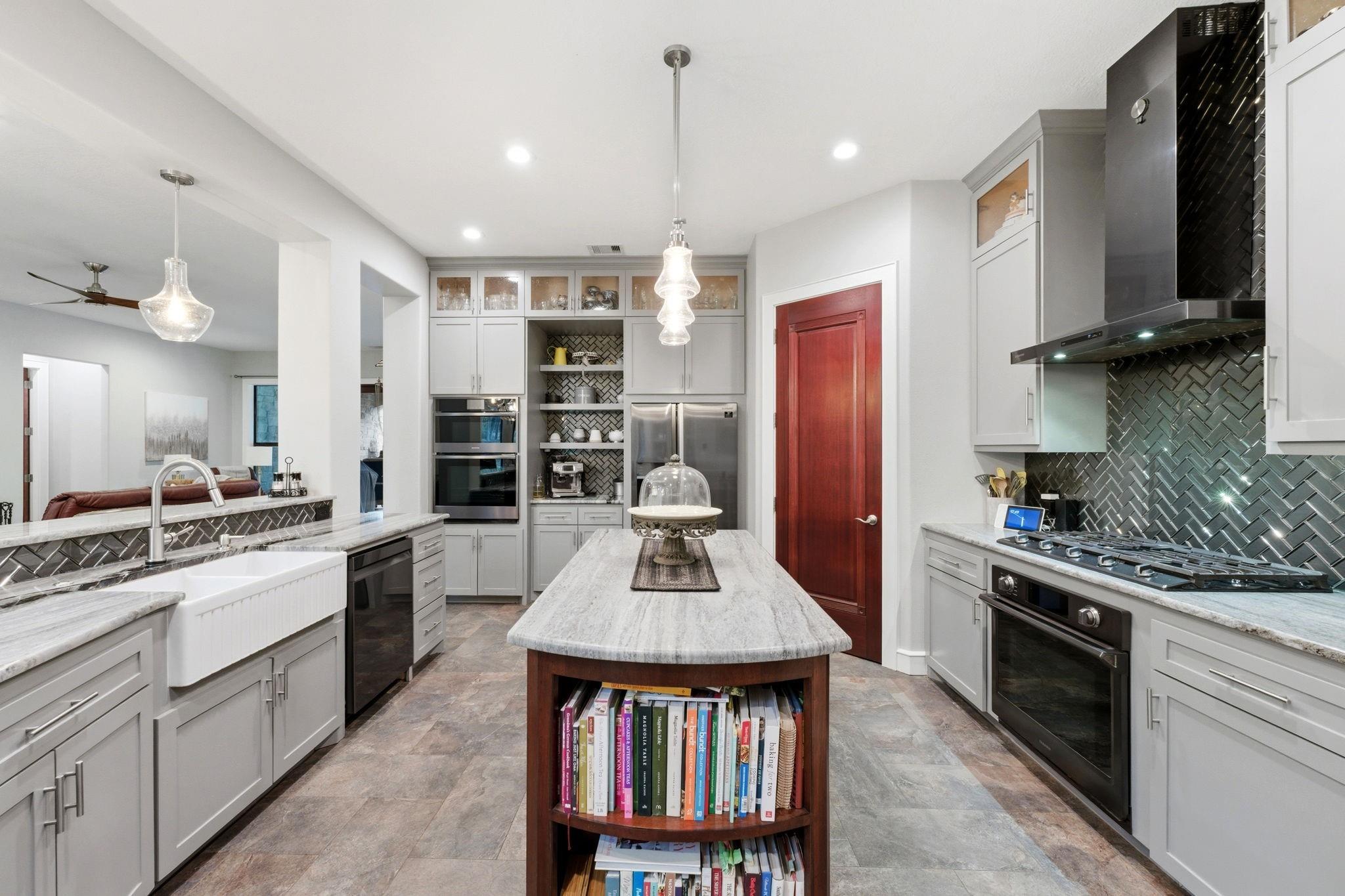 280 Sundog Road