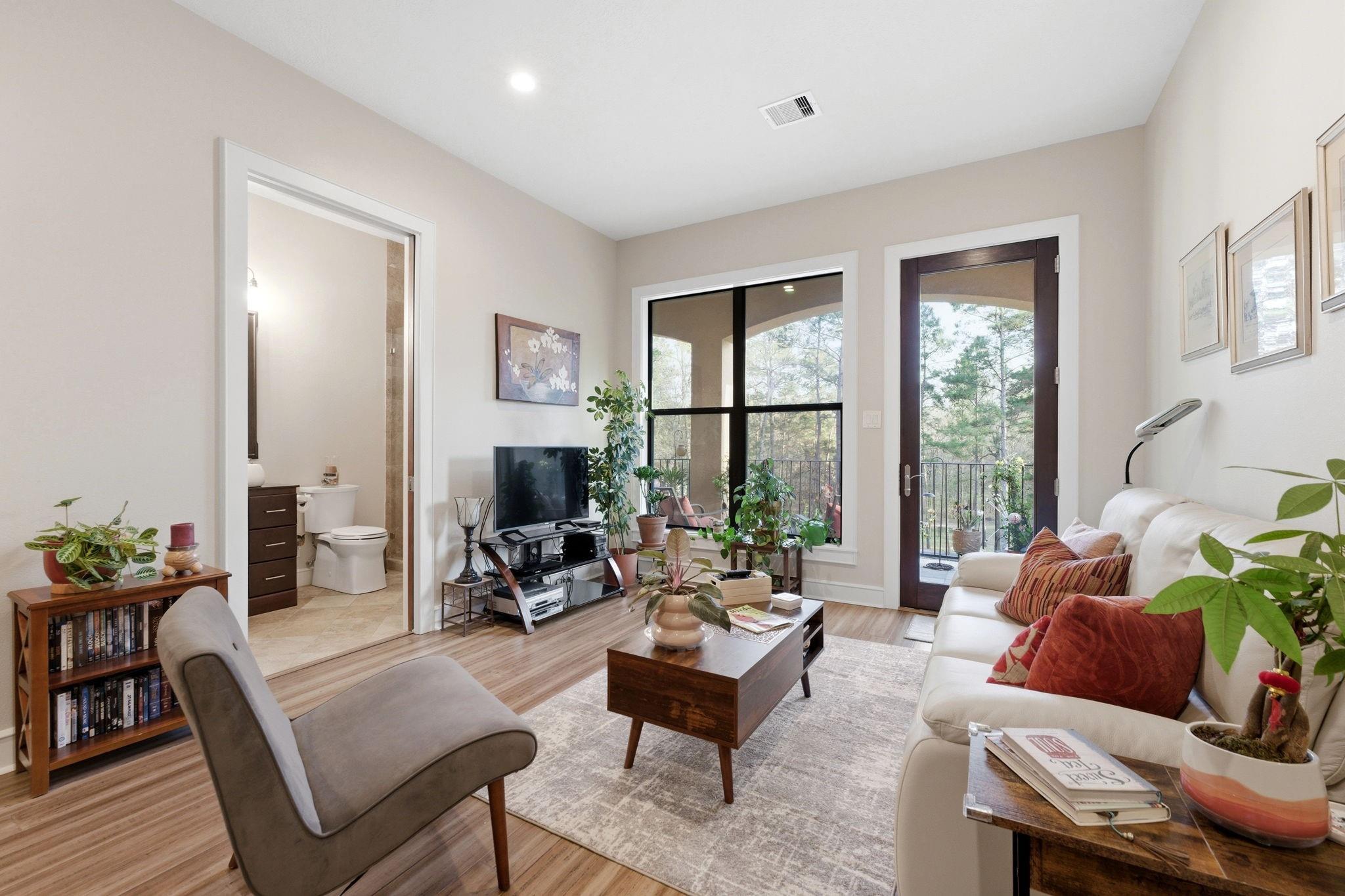 280 Sundog Road