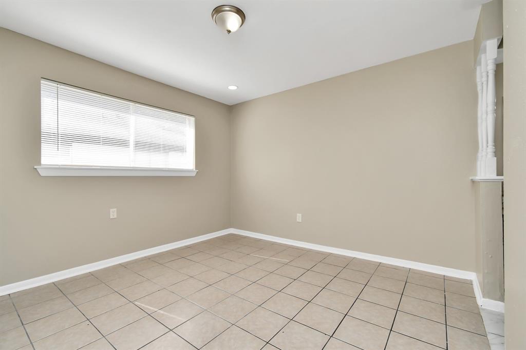 1736 Crestdale Drive # 7
