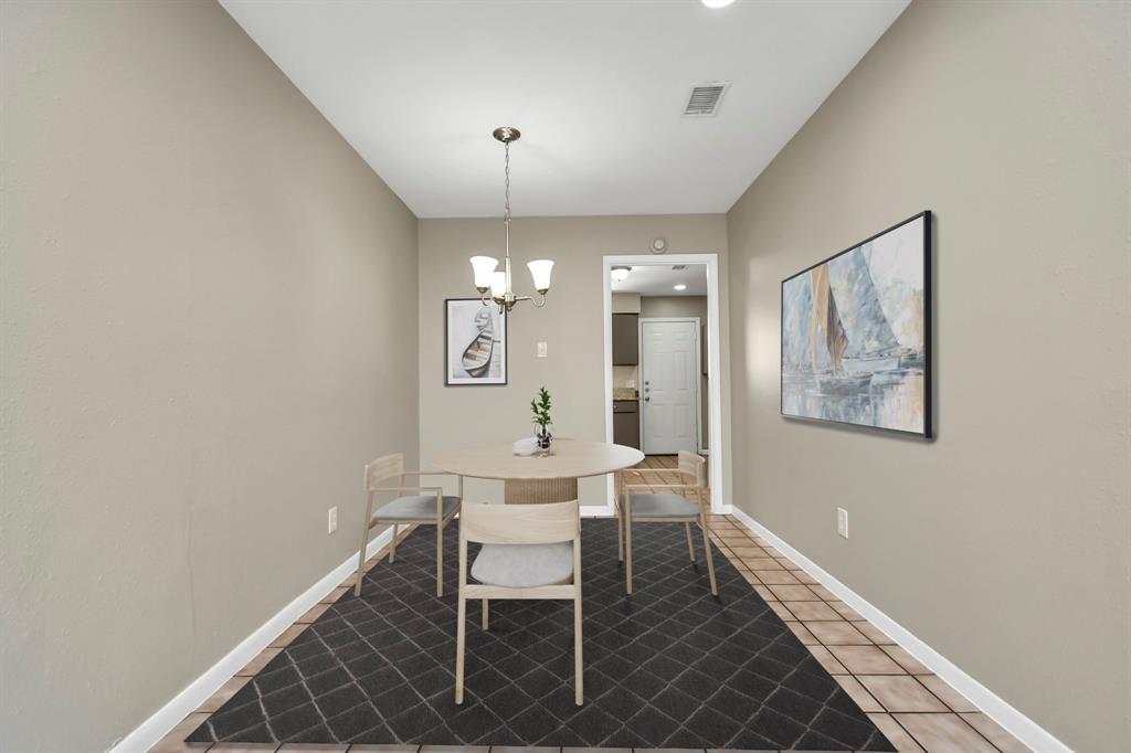1736 Crestdale Drive # 7