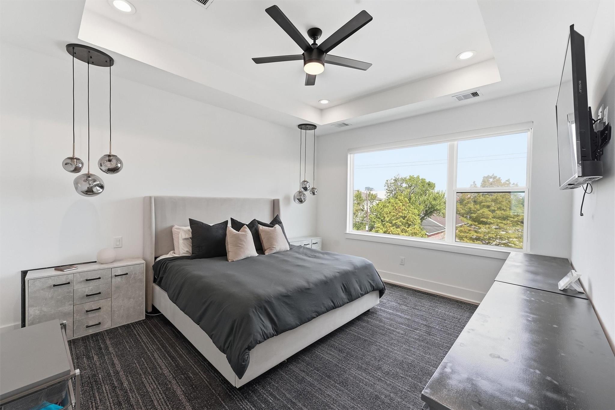 2404 Hadley # C