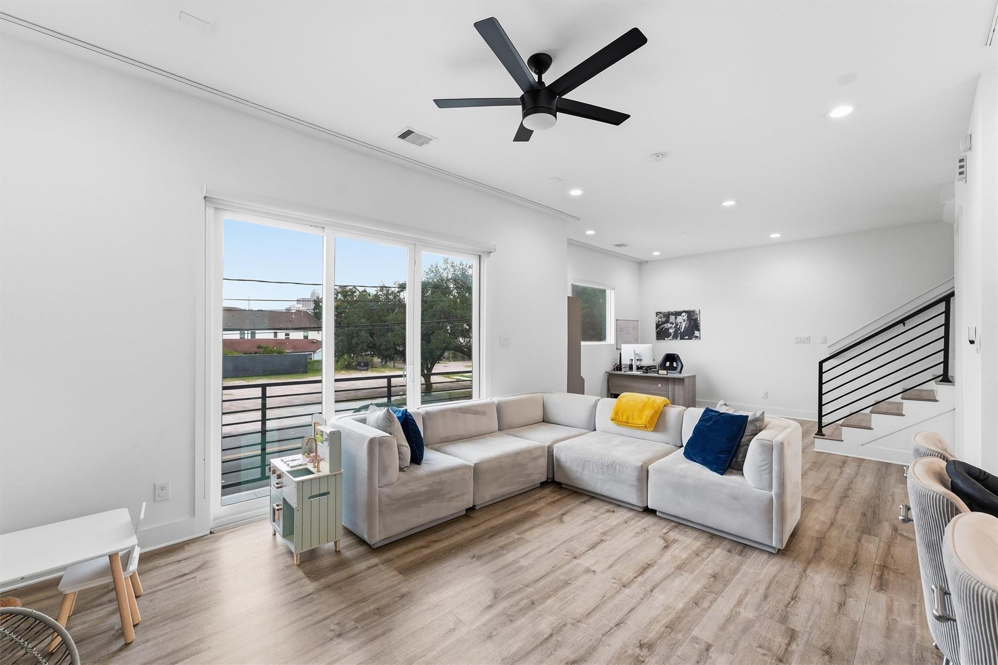 2404 Hadley # C