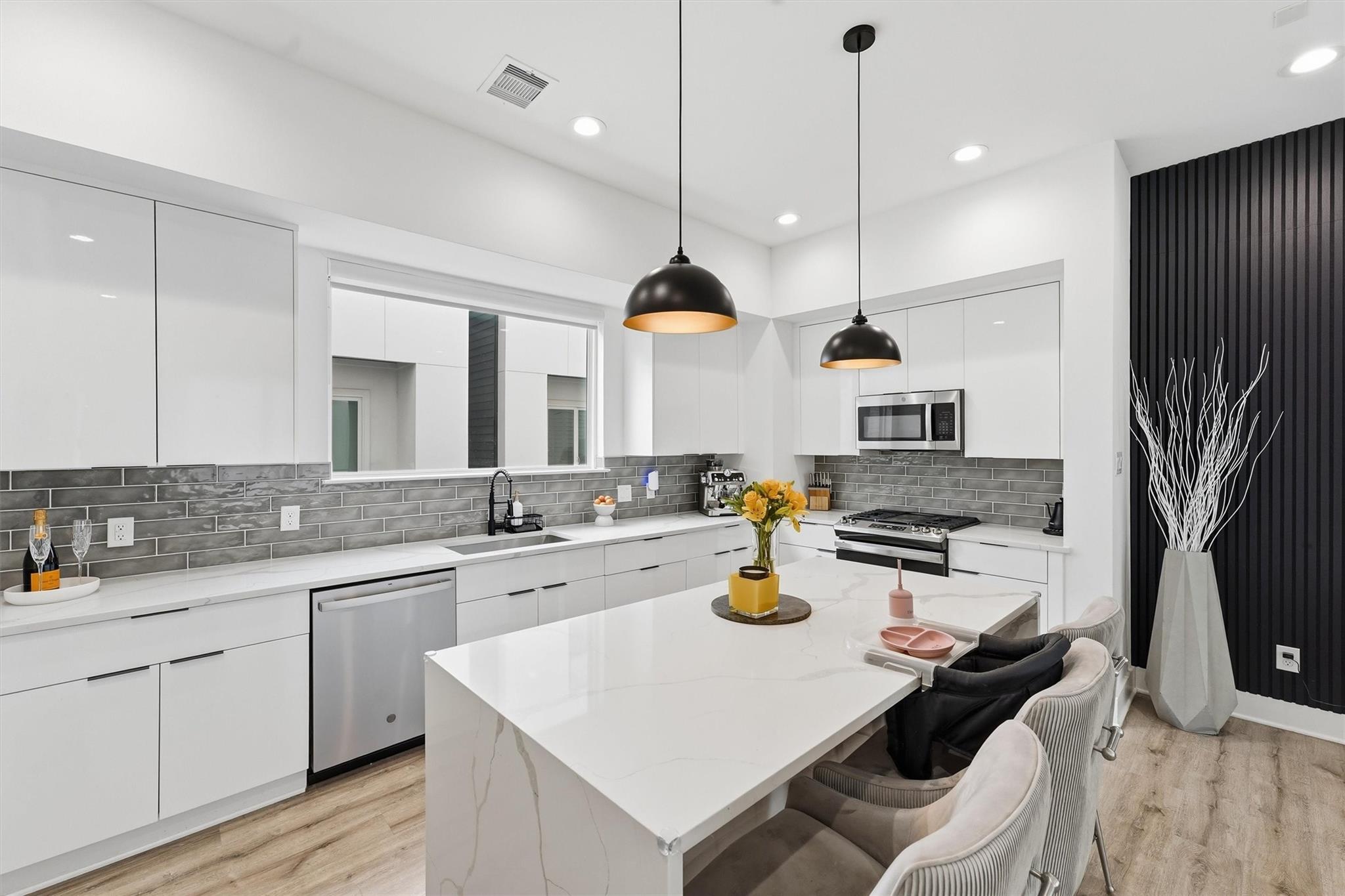 2404 Hadley # C